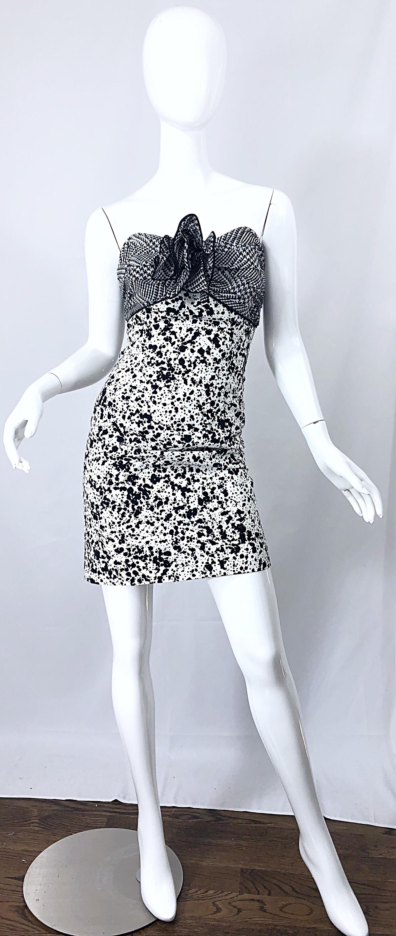 Stylish late 80s  PATRICIA RHODES for I MAGNIN black and white strapless cocktail mini dress! Features a black and white houndstooth silk chiffon bodice. Large chiffon flower appliqué at center bust is so SJP in, 