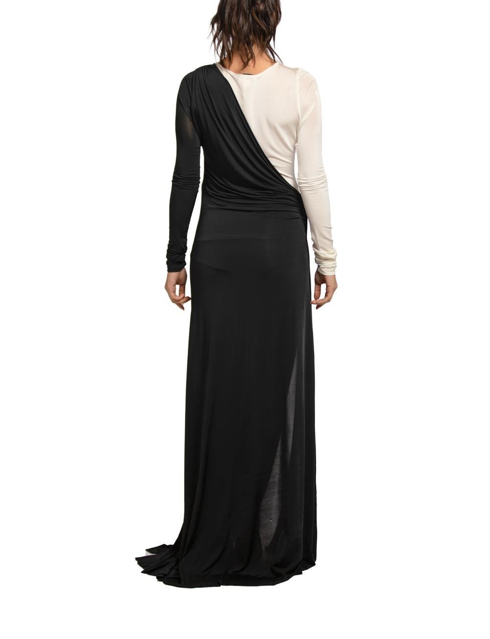 1990S PIERRE BALMAIN Black & White Rayon Jersey Long Sleeved Gown For Sale 4