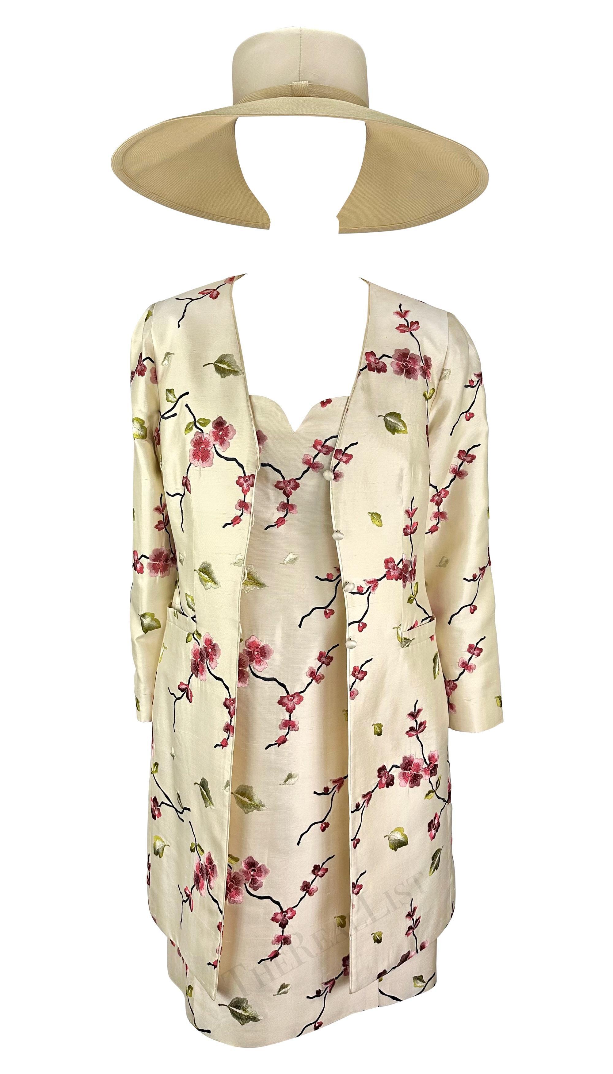 Donna Anni '90 Pierre Balmain Couture Ricamo Fiori di Ciliegio Abito Cappello Set in vendita