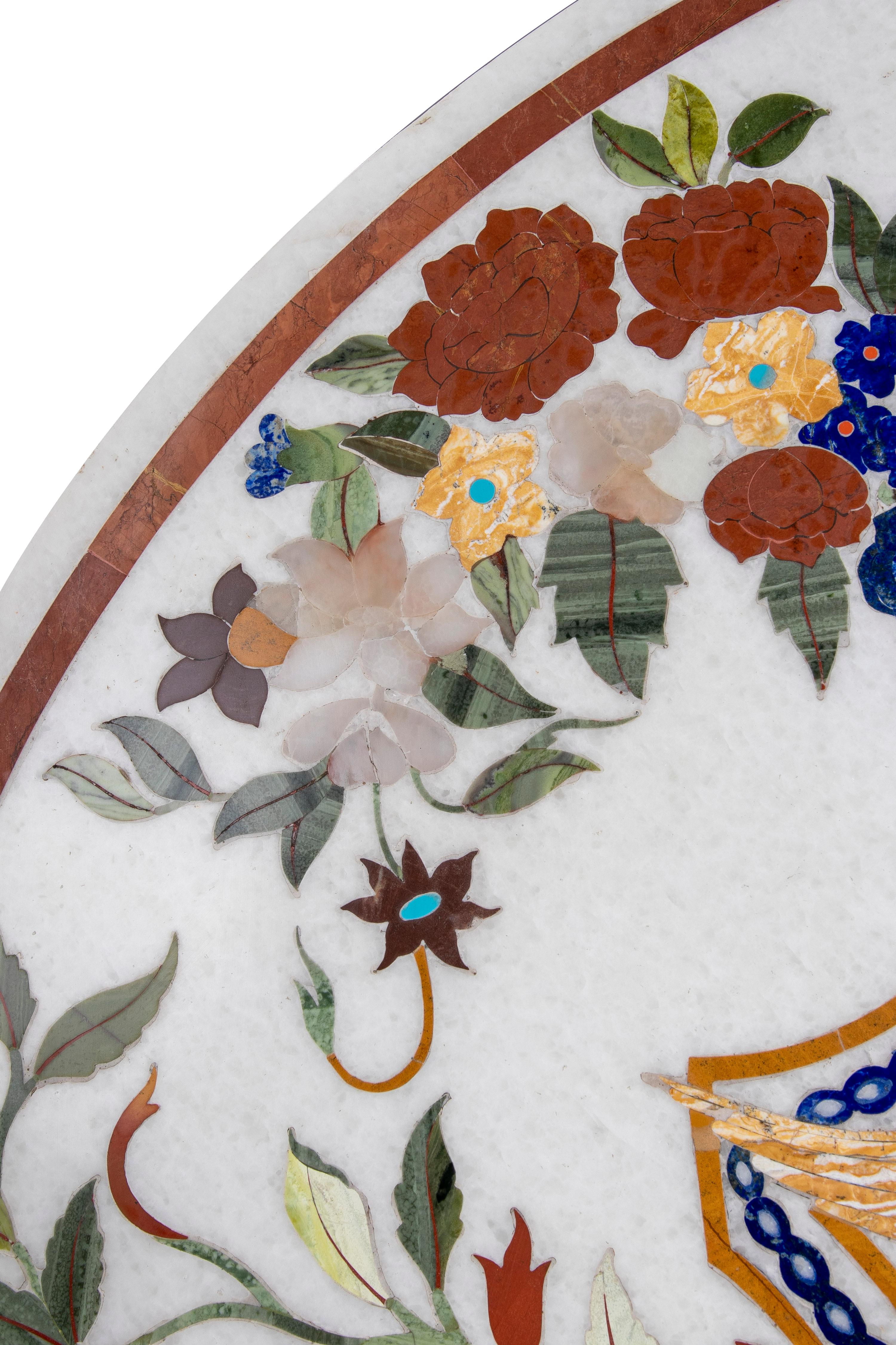 European 1990s Pietra Dura Inlay Round Marble Table Top w/ Venetian Lion of Saint Mark For Sale