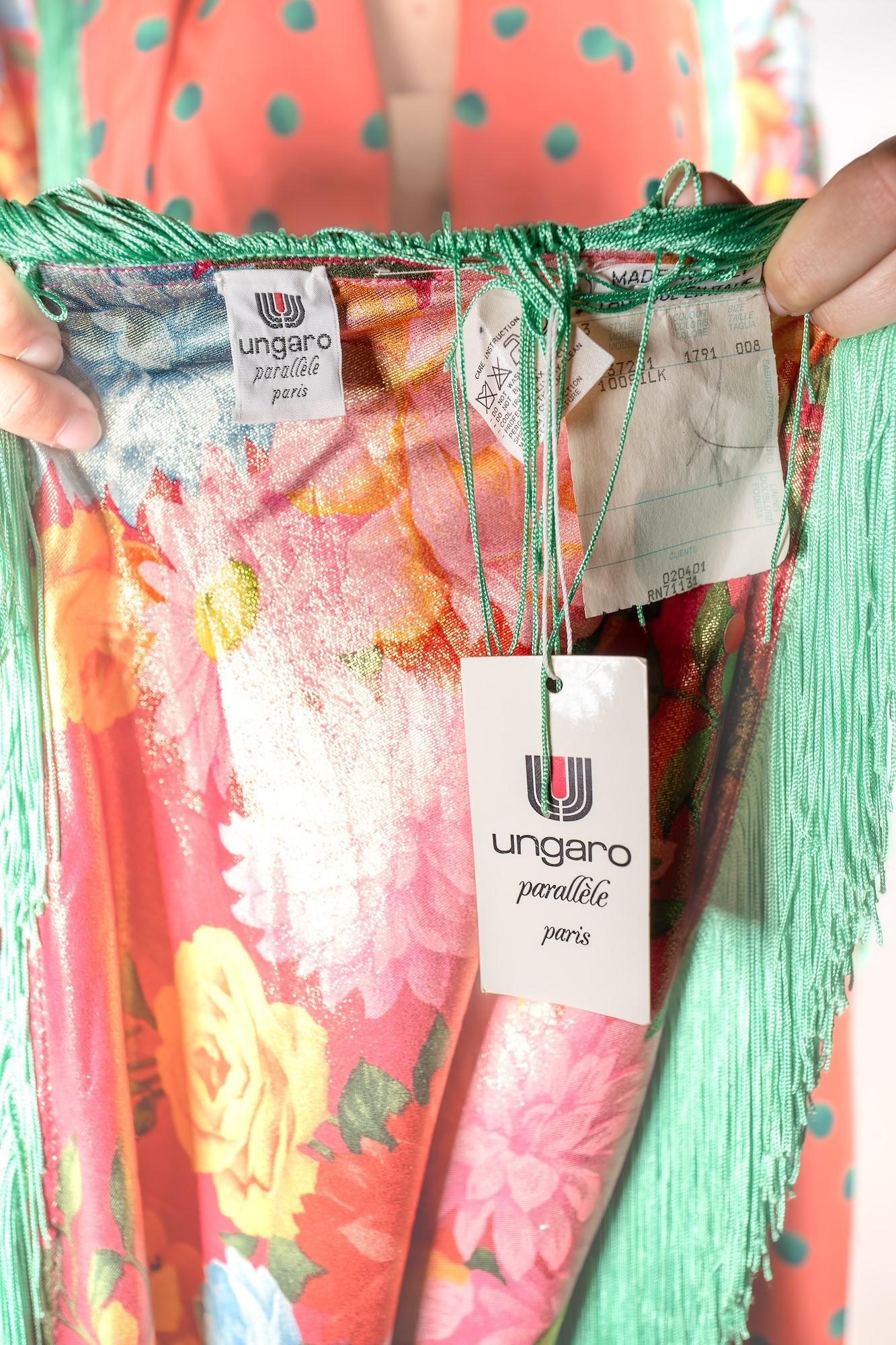 1990S Châle de soirée surdimensionné en soie lurex à fleurs roses et vertes avec franges NWT en vente 4