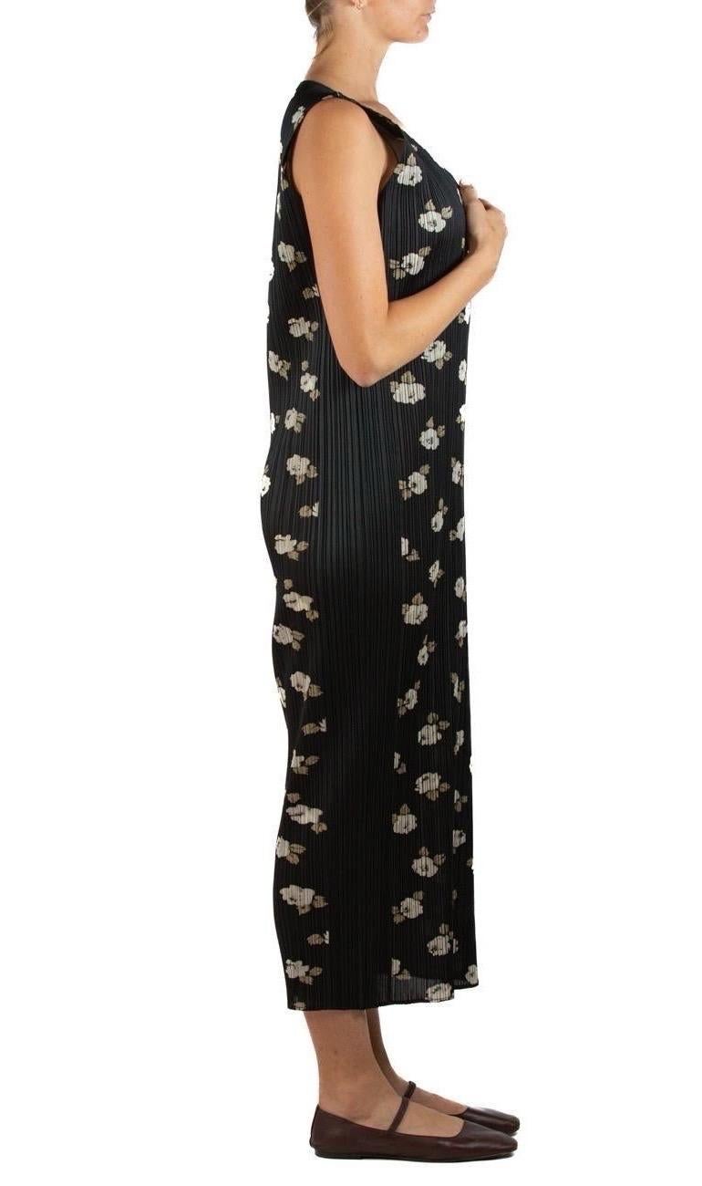 1990S PLEATS PLEASE ISSEY MIYAKE Black Floral Polyester Long Dress For Sale 1
