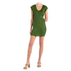 1990S PLEATS PLEASE ISSEY MIYAKE Robe à plis en polyester vert gazon