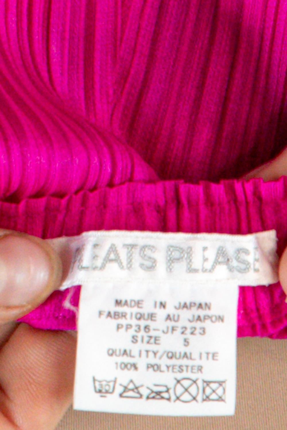 1990S PLEATS PLEASE ISSEY MIYAKE Hot Pink Polyester Pants For Sale 5