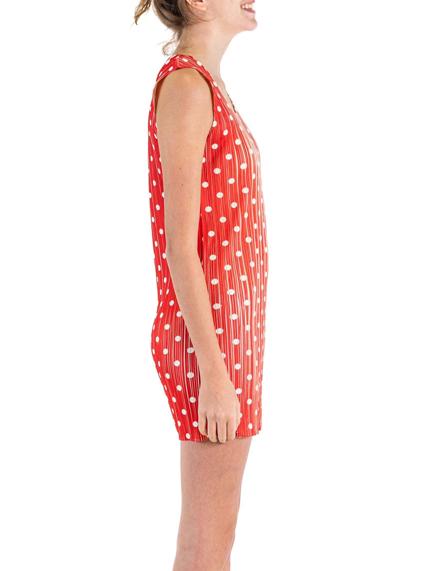 1990S PLEATS PLEASE ISSEY MIYAKE Red & White Pleated Polyester Polka Dot Dress In Excellent Condition For Sale In New York, NY