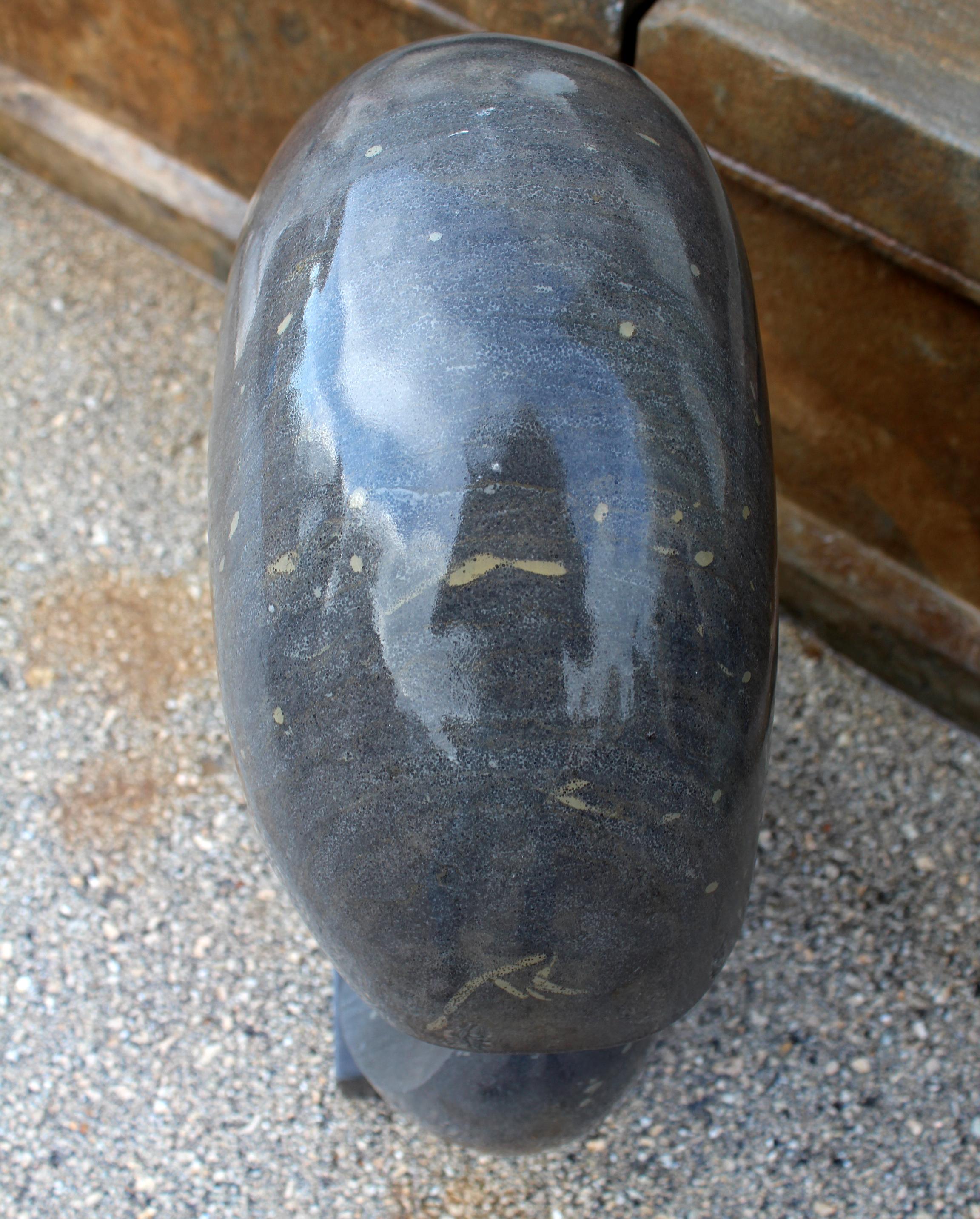1990s Polished Modern Abstract Sculpture in Hand Carved Black Belgian Marble In Good Condition For Sale In Marbella, ES
