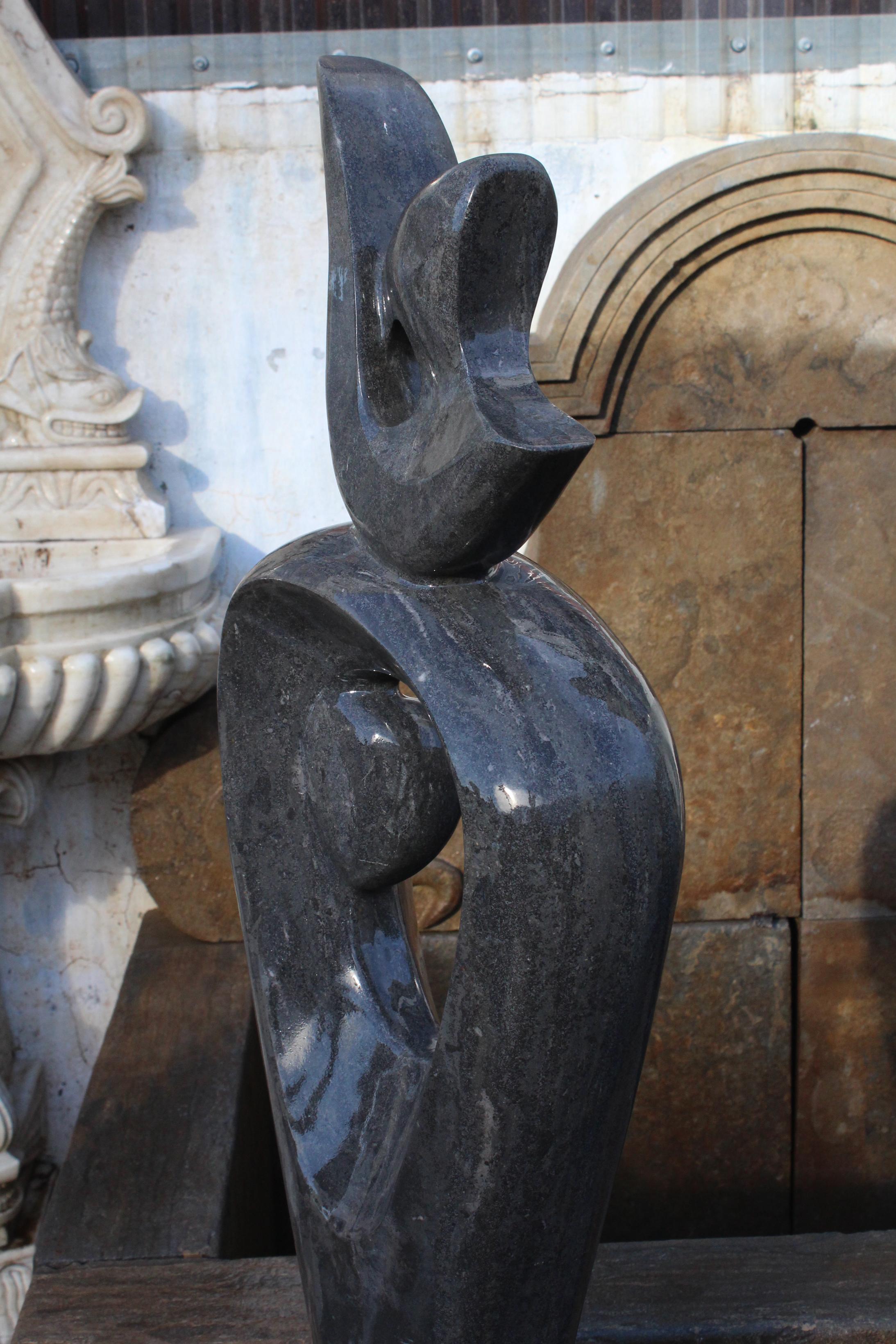 XX secolo Scultura astratta moderna lucidata degli anni '90 in marmo nero belga intagliato a mano in vendita