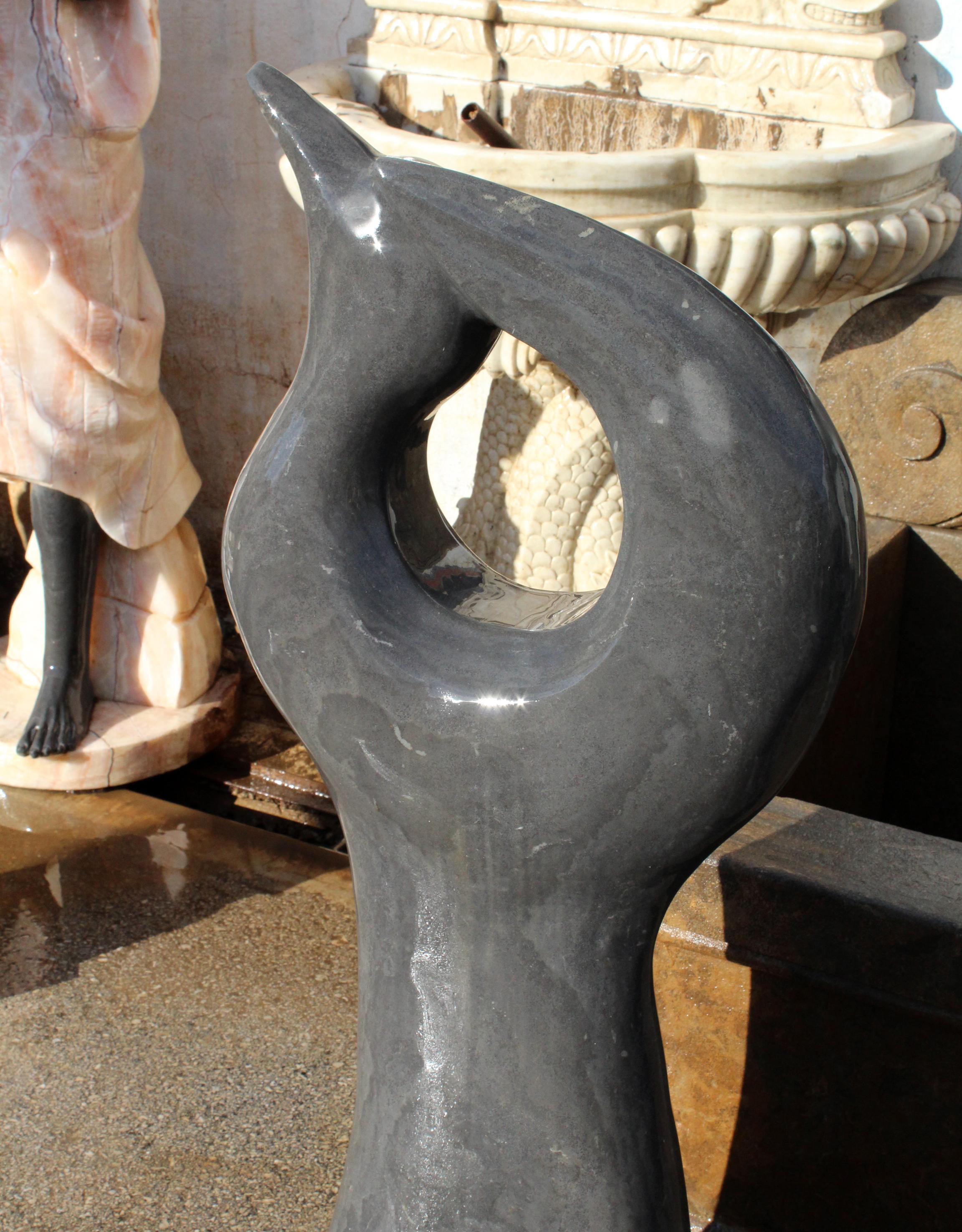 1990s Polished Modern Abstract Sculpture of a Dove in Black Belgian Marble For Sale 5