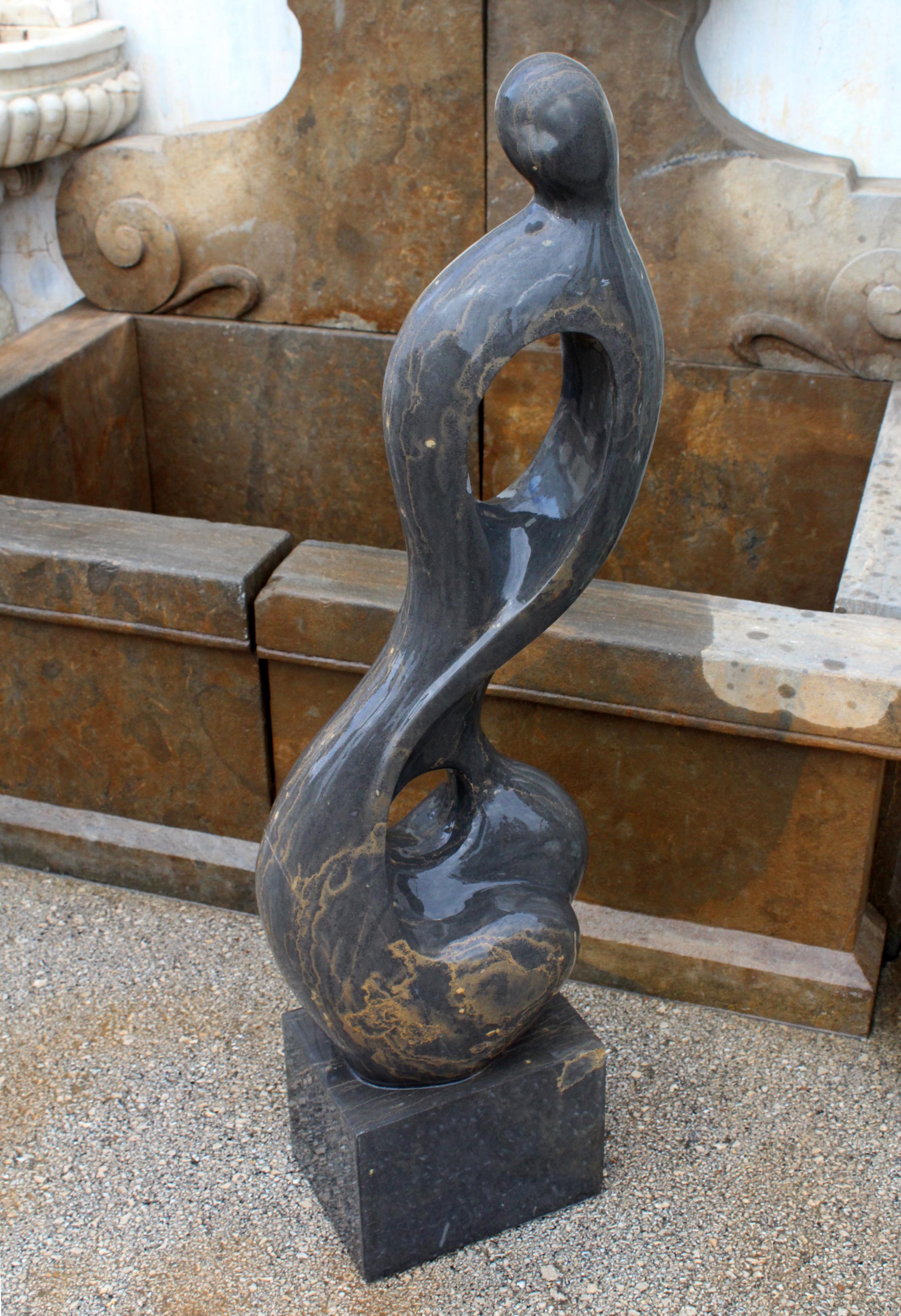 1990s Polished Modern Abstract Woman Sculpture in Italian Nero Portoro Marble For Sale 1