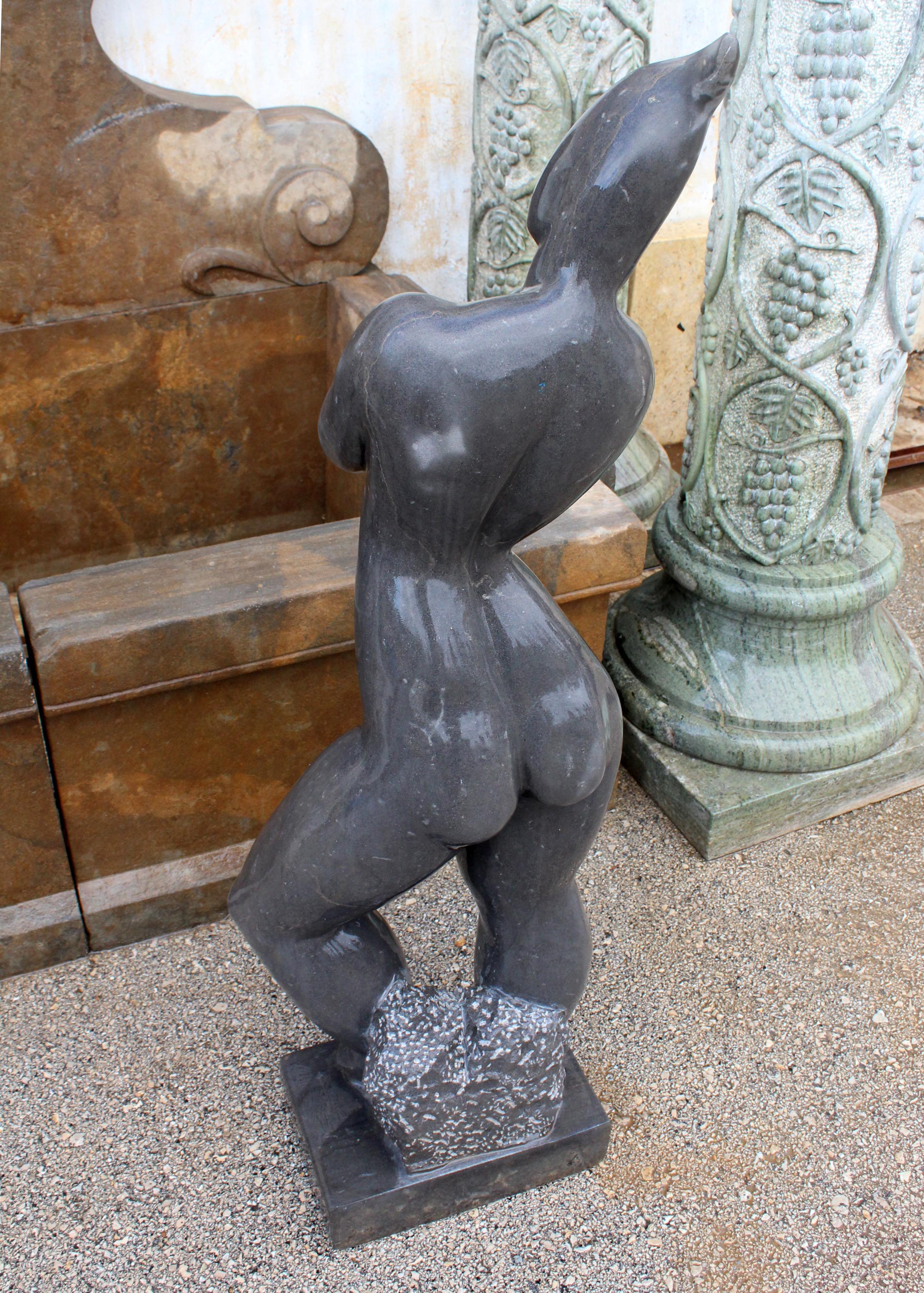 1990s Polished Modern Figurative Woman Sculpture in Pure Belgian Black Marble In Good Condition For Sale In Marbella, ES