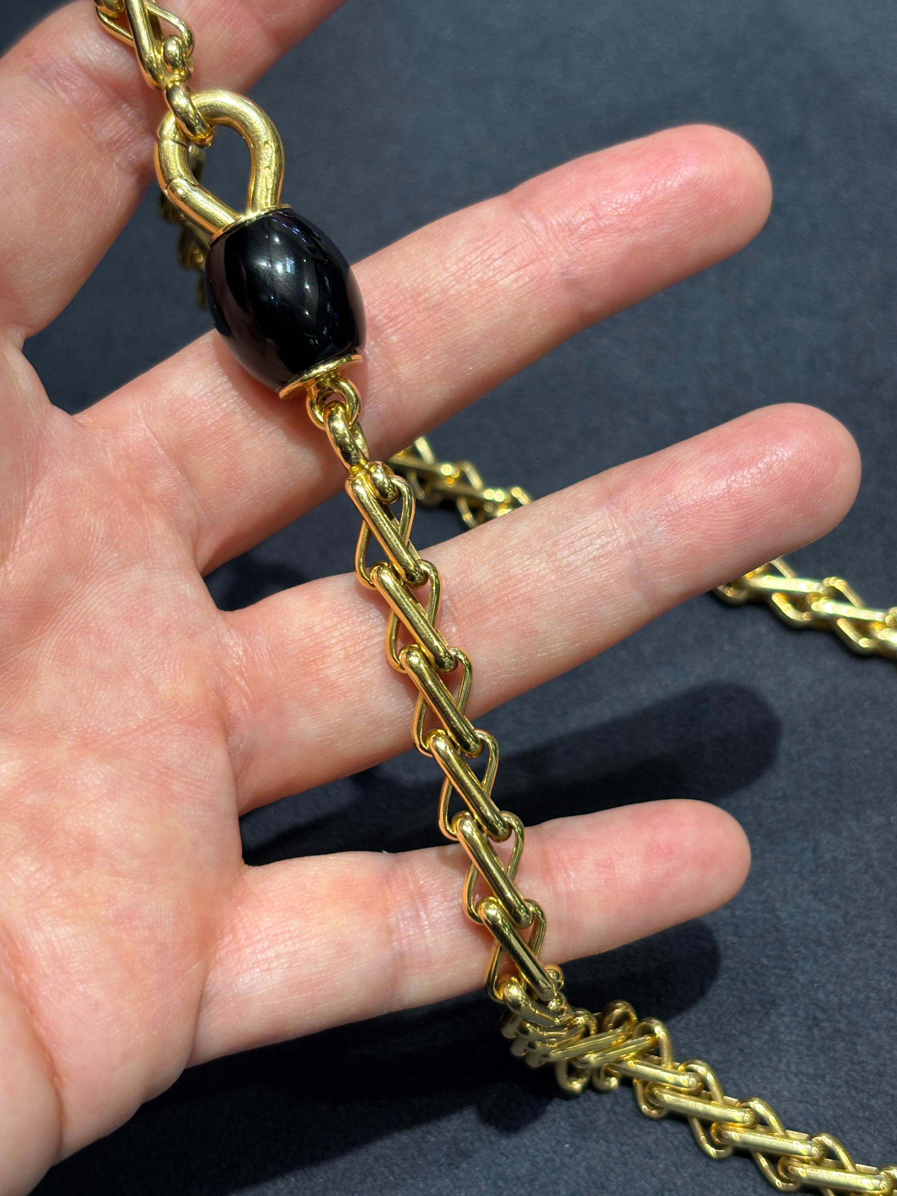 1990s Pomellato gold chain with onyx For Sale 1