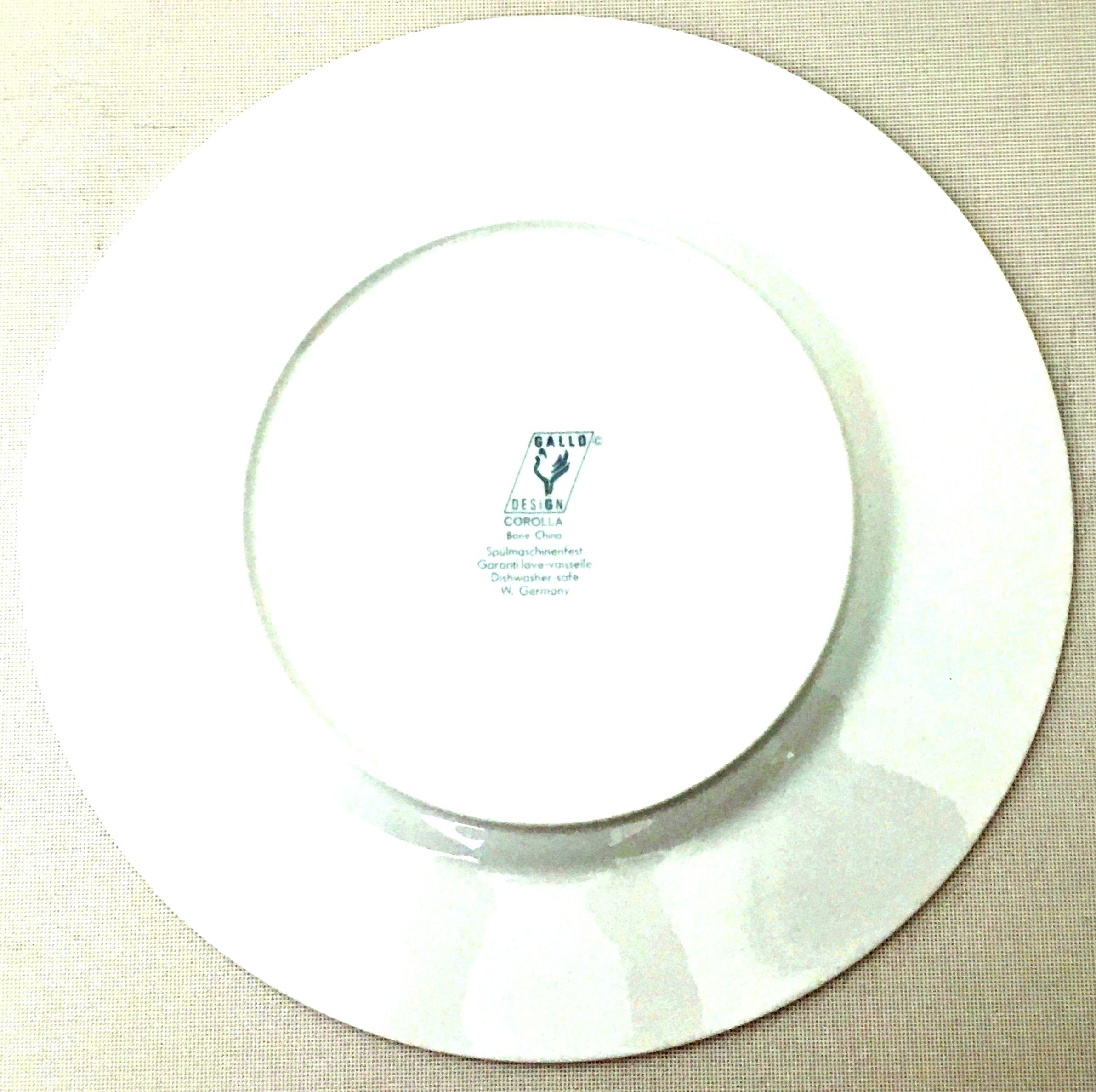 1990s Porcelain Dinnerware 