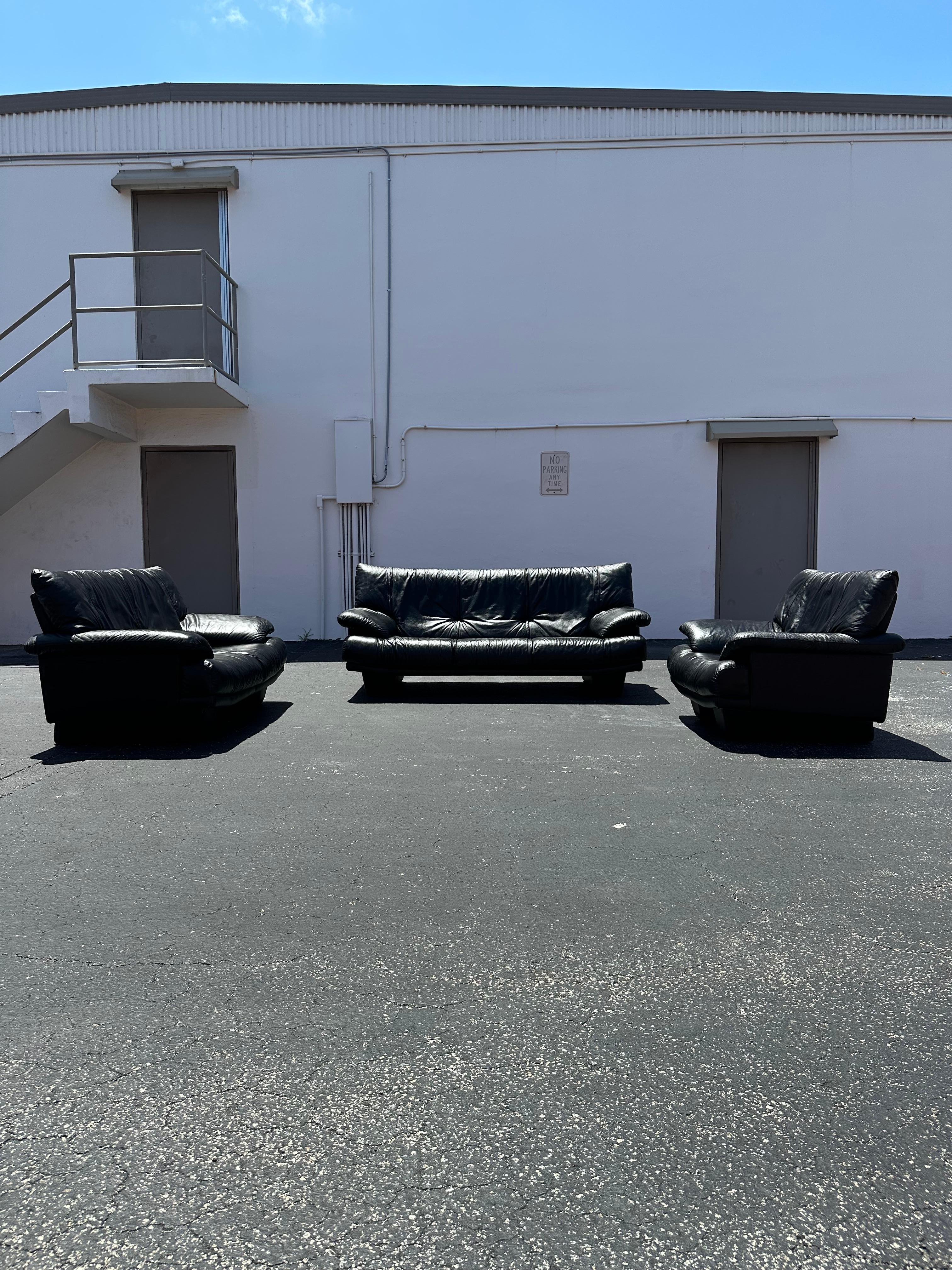 1990s Salotti Post Modern Black Leather Sofa 4