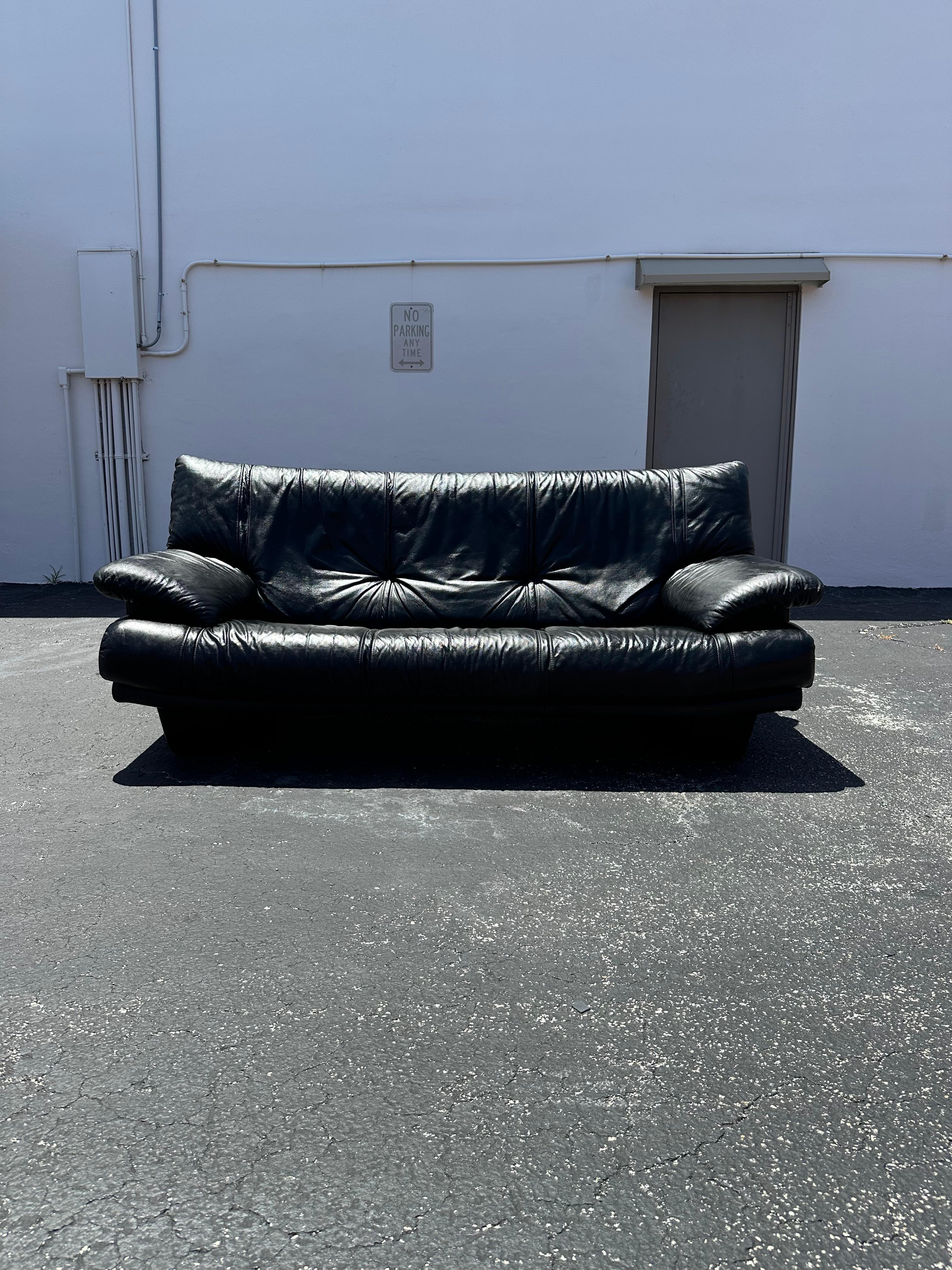 Post-Modern 1990s Salotti Post Modern Black Leather Sofa