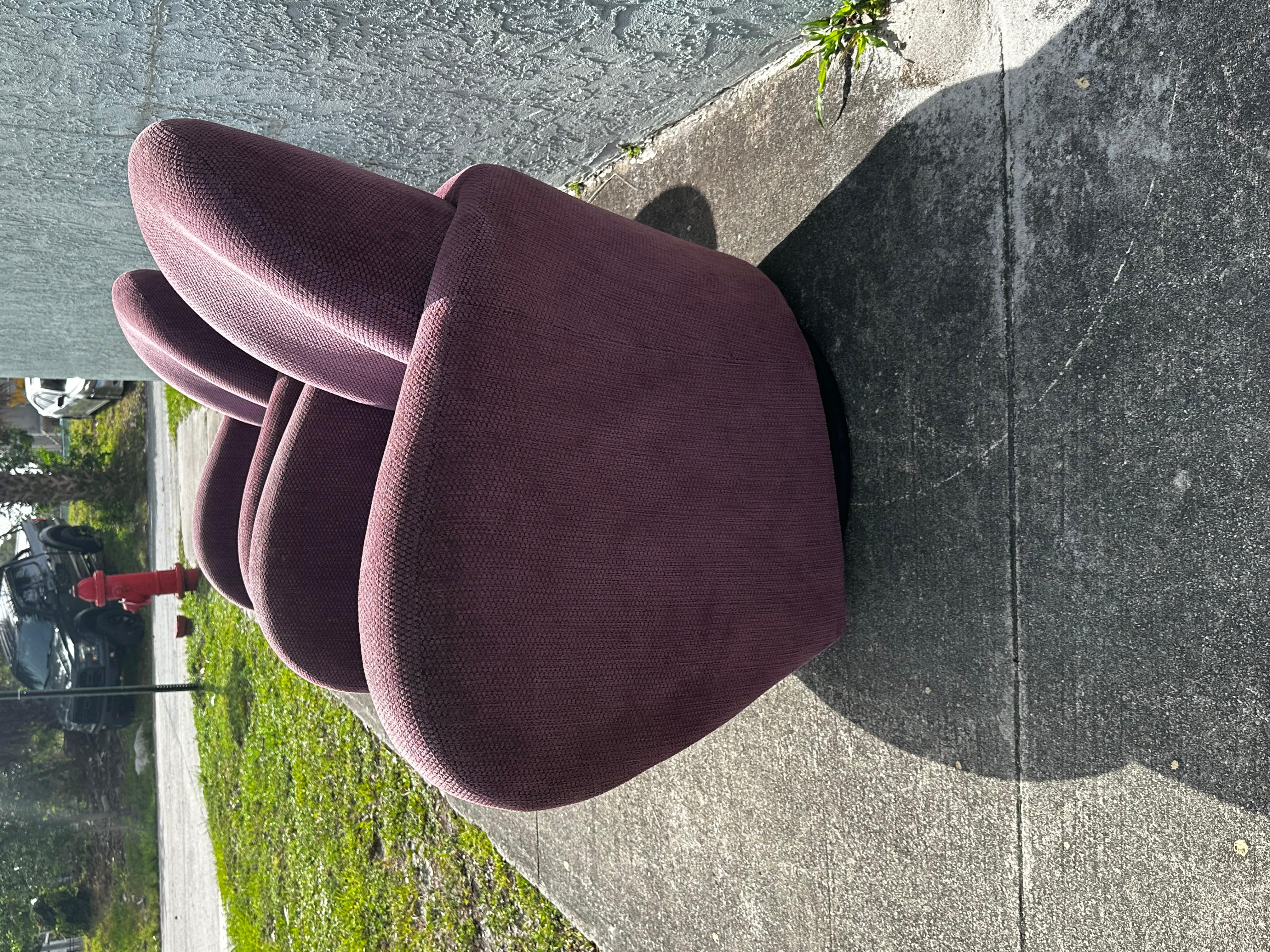 Late 20th Century 1990s Post Modern Muave Swivel Chairs by Michael Wolk for Directional, Set of 2 For Sale