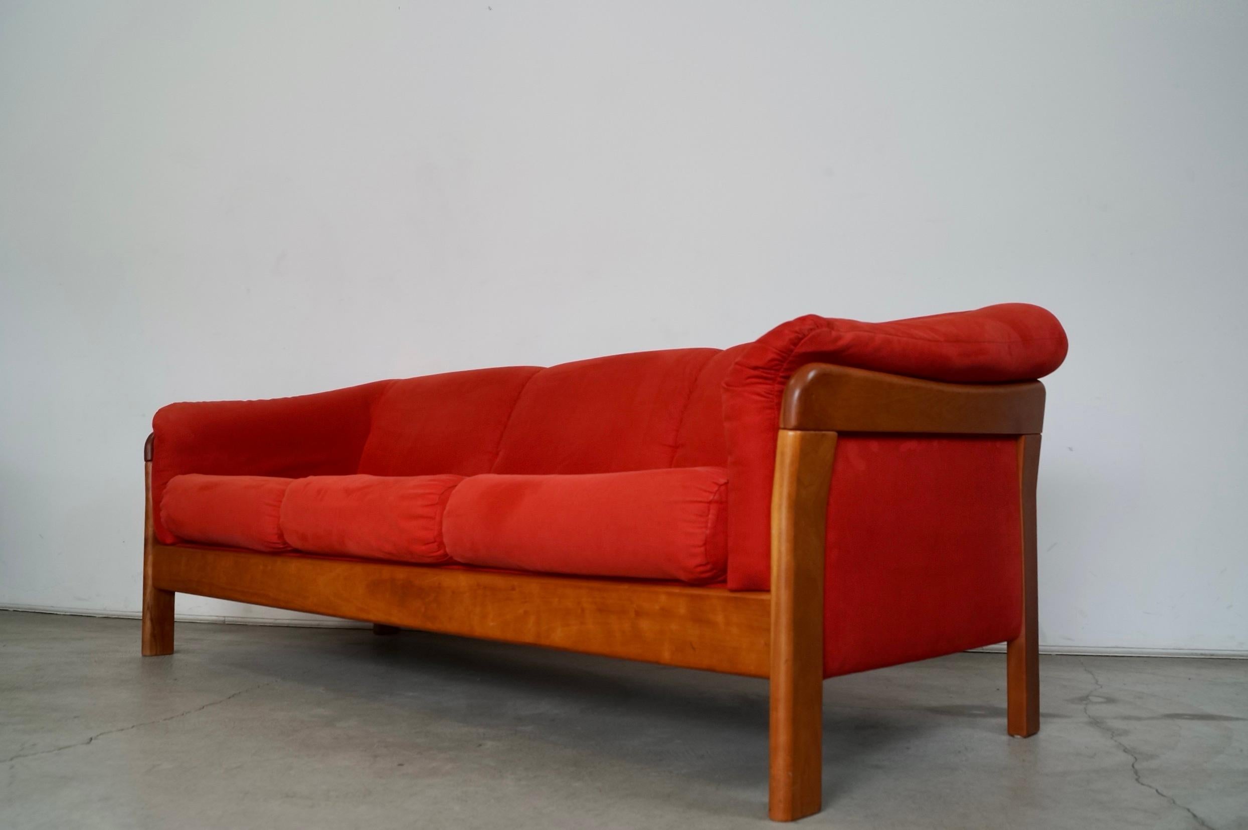 1990 couches