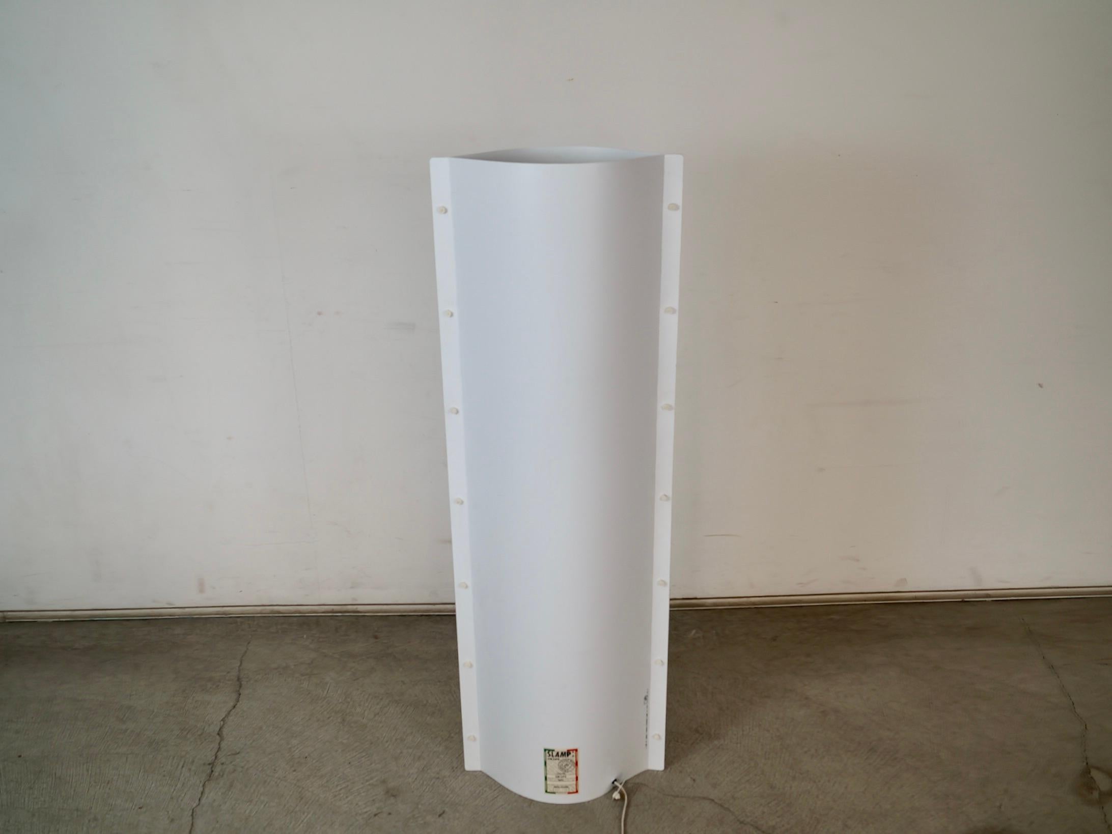 Lampada da terra postmoderna di design italiano degli anni '90 di Slamp in vendita 5