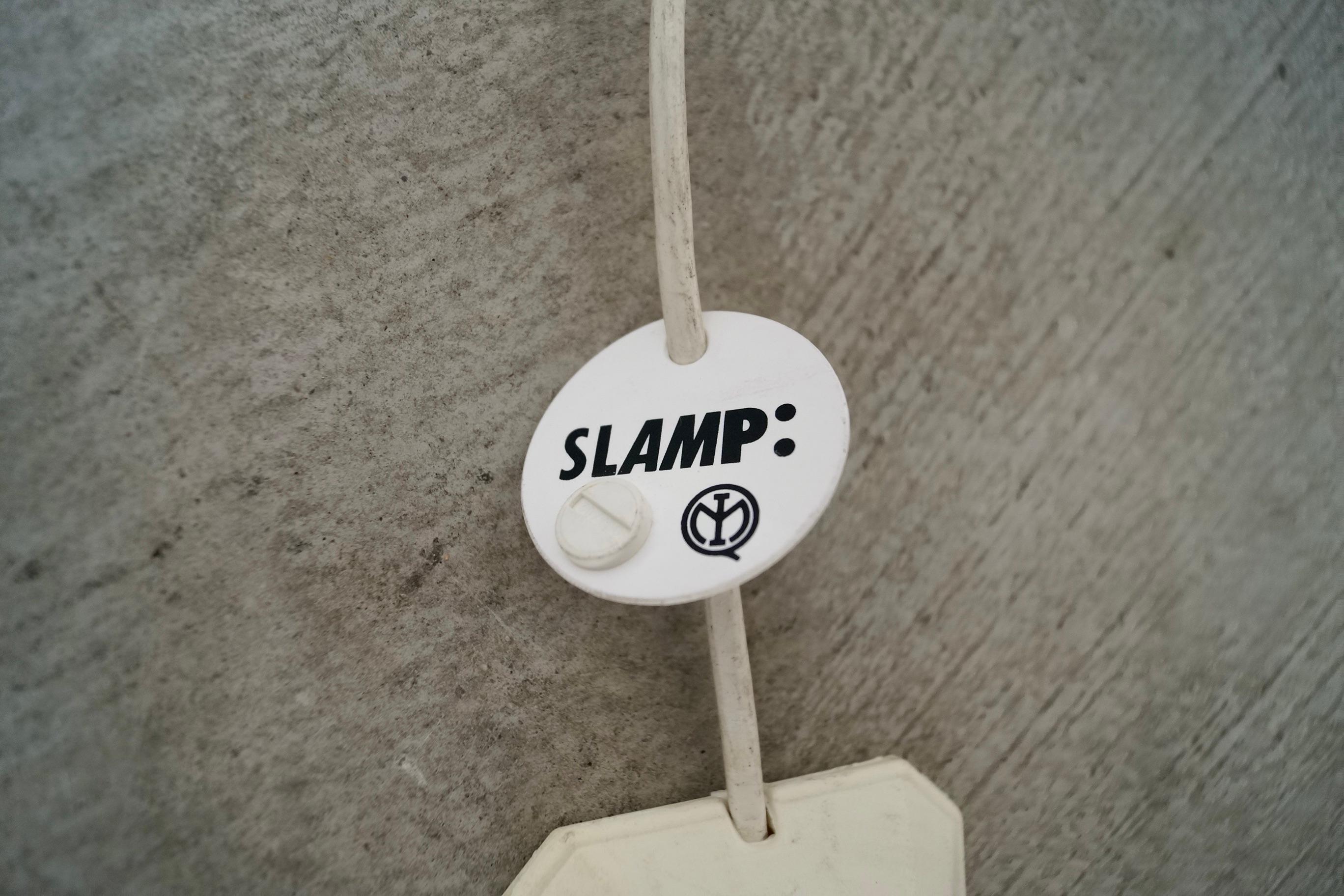 Lampada da terra postmoderna di design italiano degli anni '90 di Slamp in vendita 7