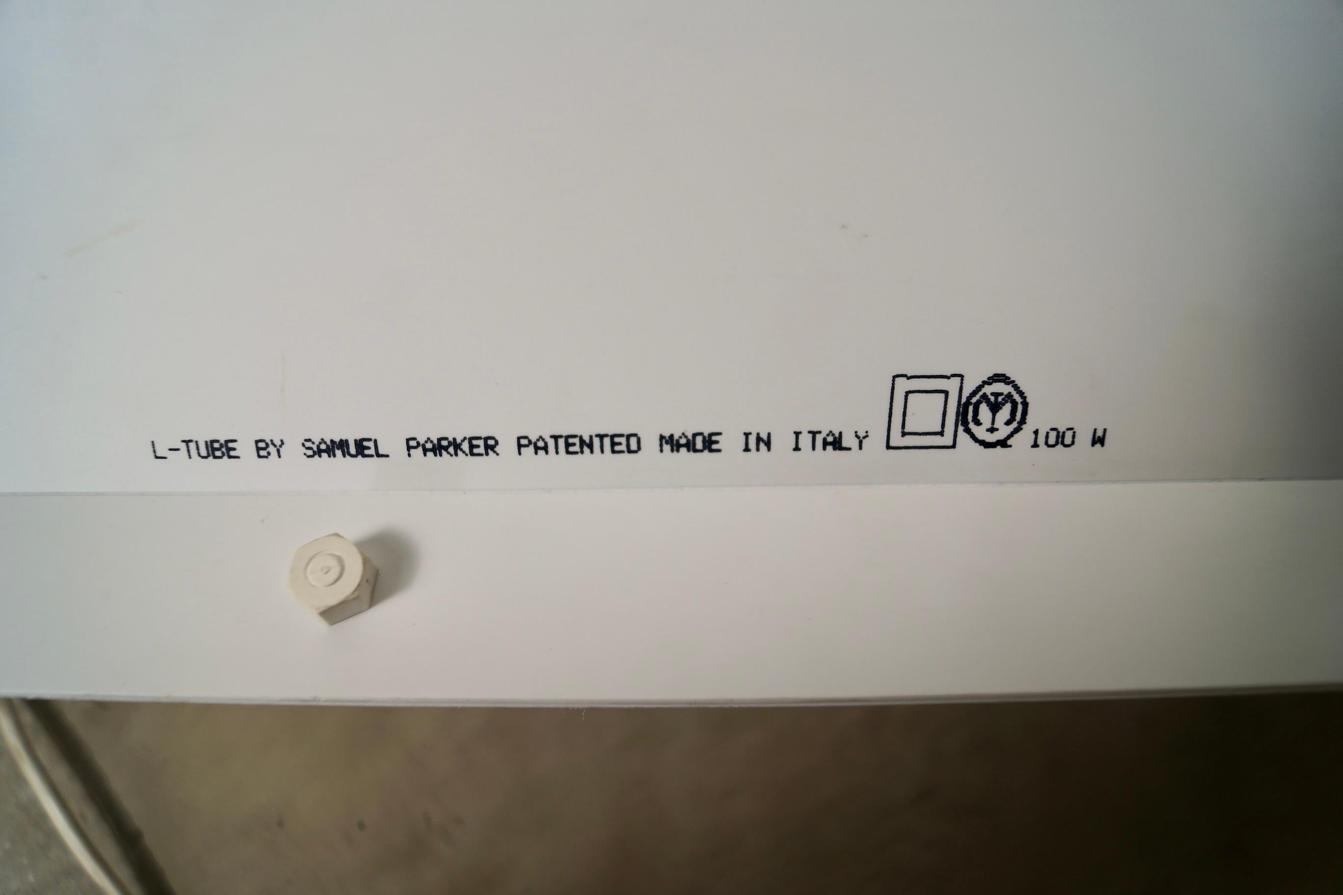 Lampada da terra postmoderna di design italiano degli anni '90 di Slamp in vendita 8