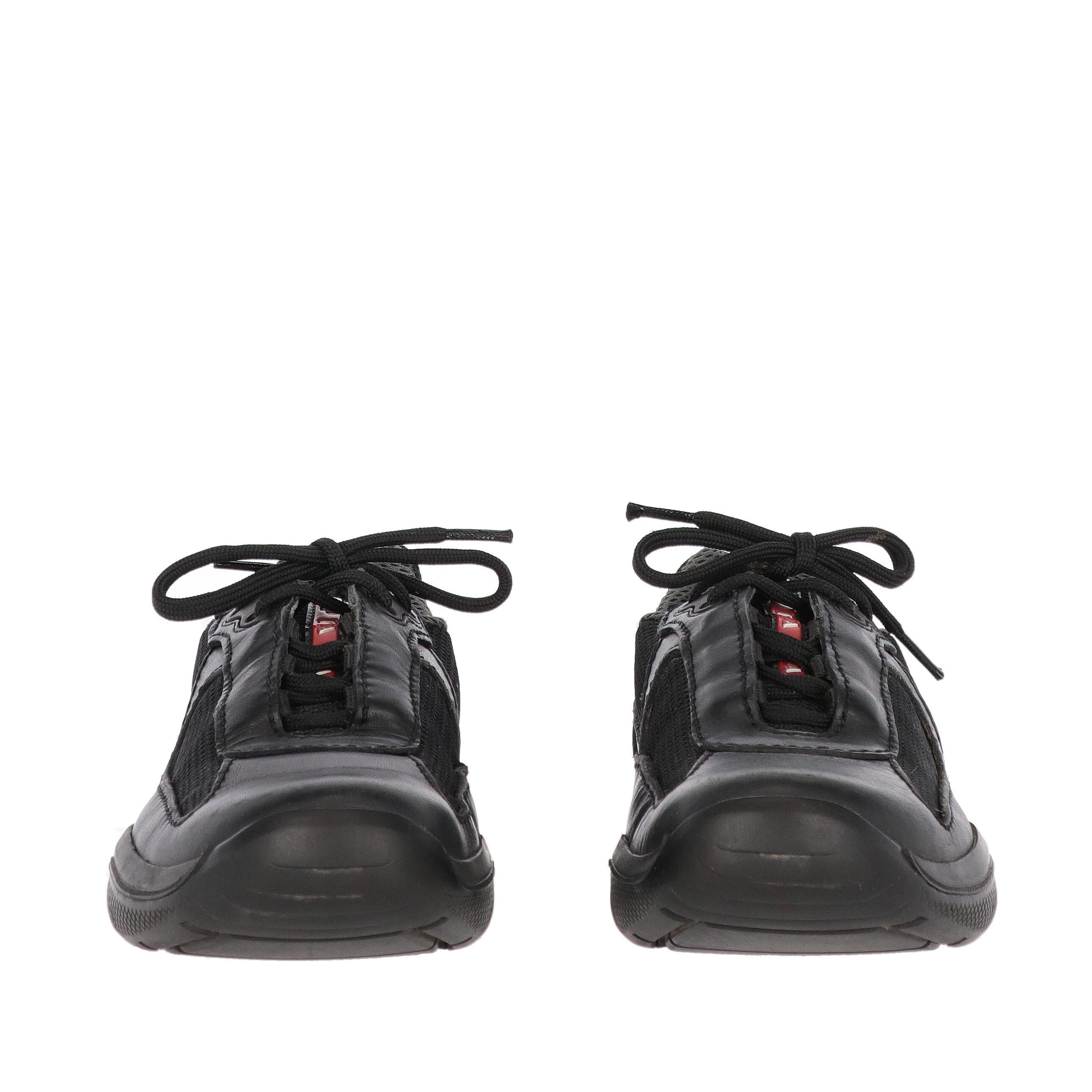 1990s Prada Black Lace-up Shoes In Good Condition In Lugo (RA), IT