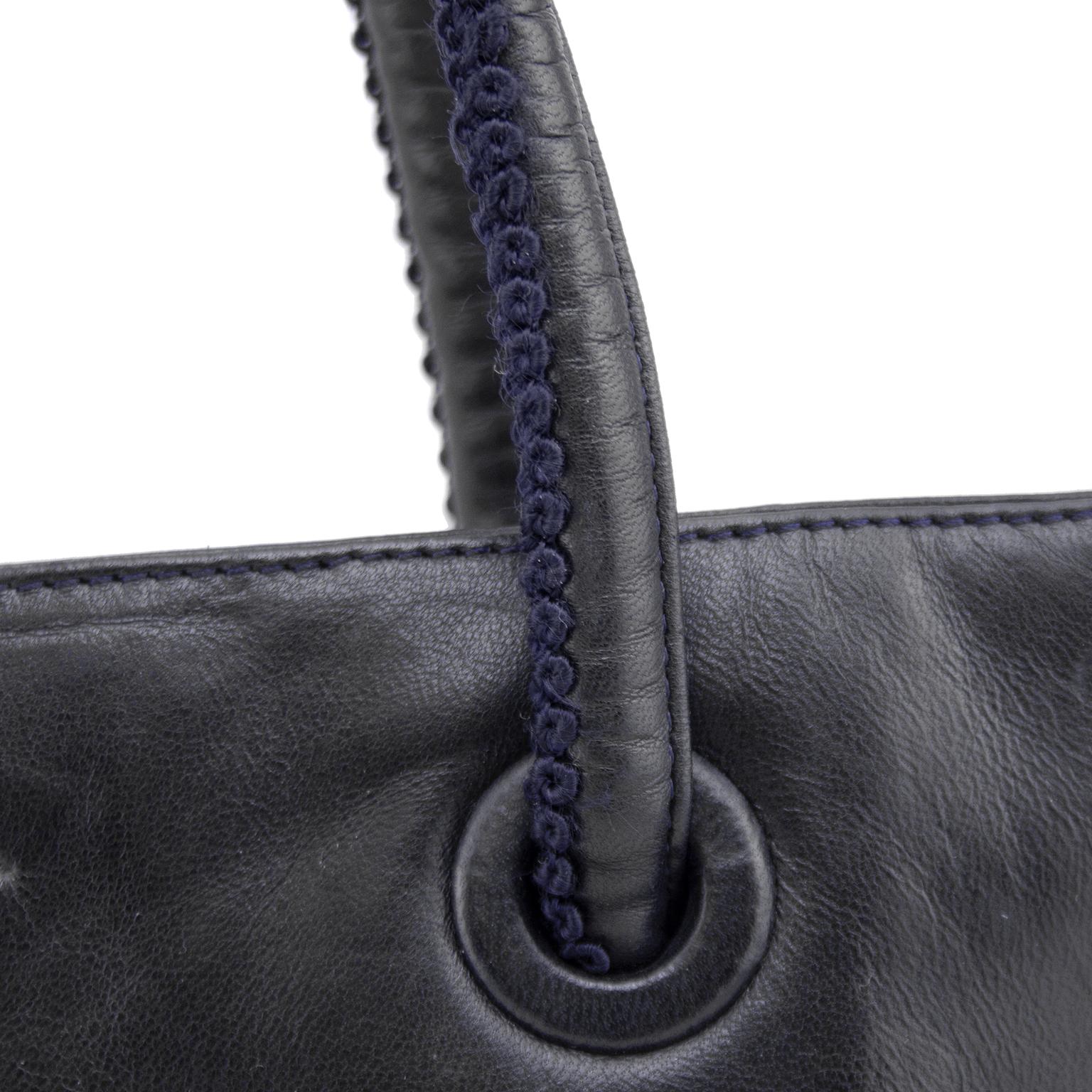 1990s Prada Black Leather Shoulder Bag  In Good Condition For Sale In Toronto, Ontario