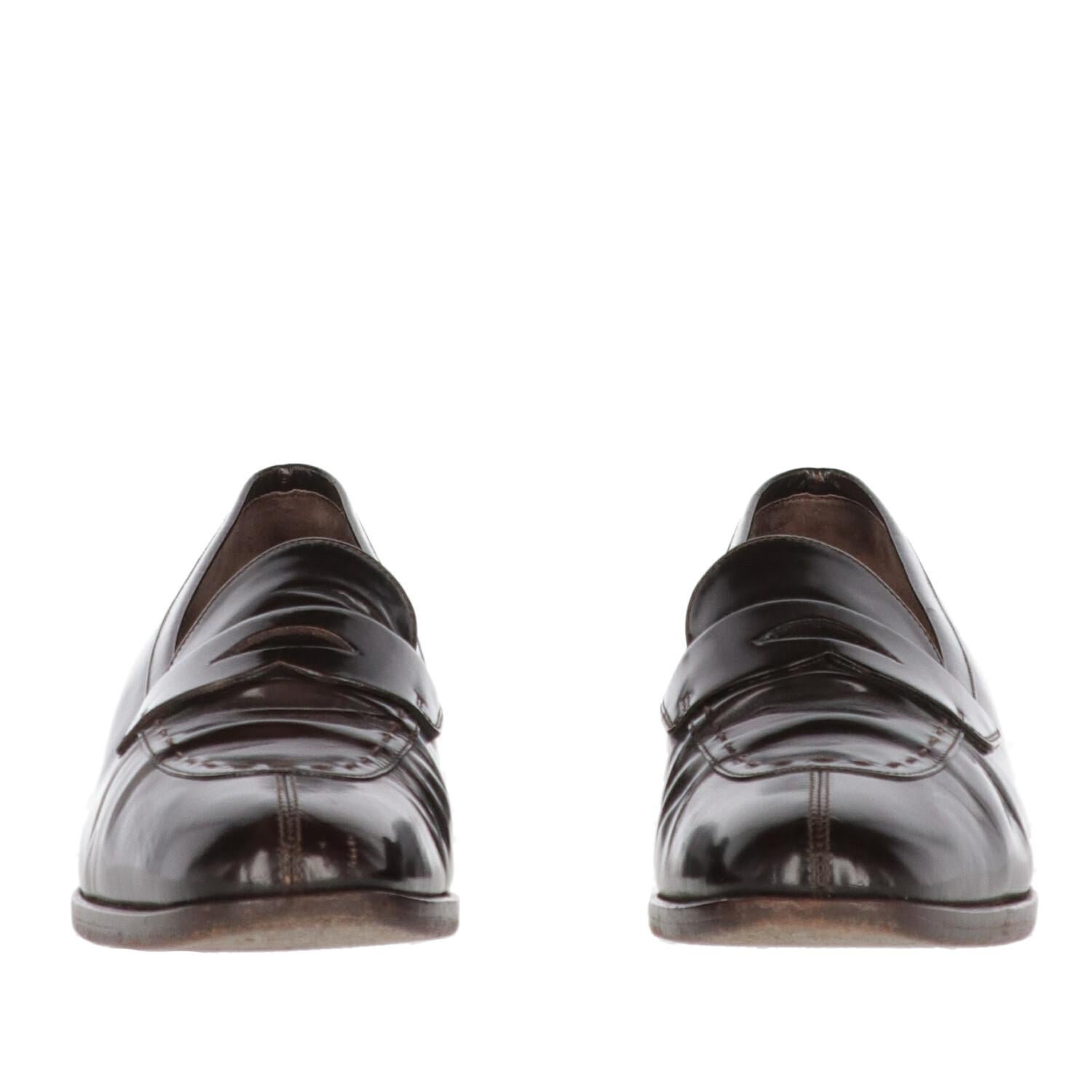 kitten heel loafer