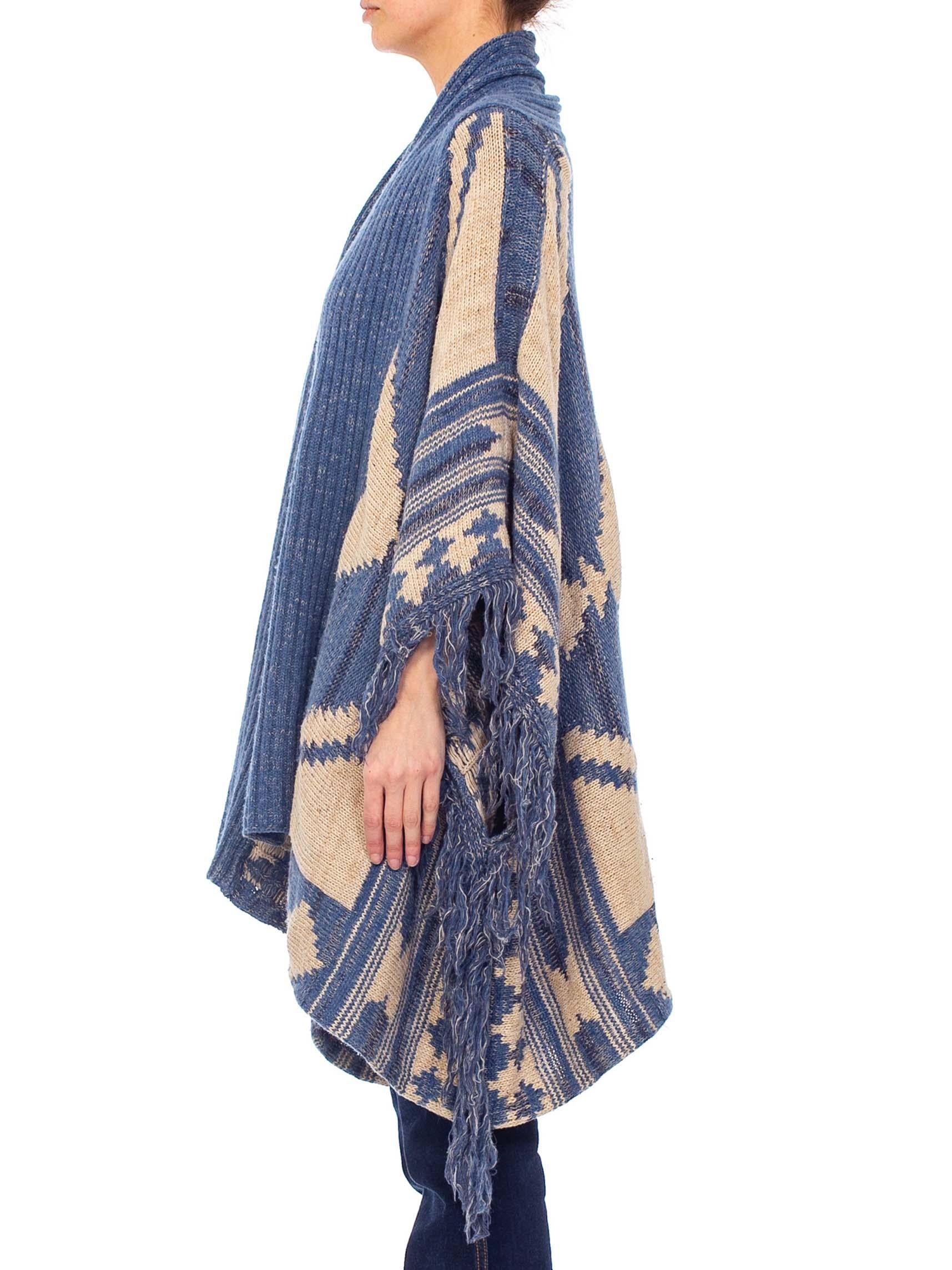 Femenino o masculino 1990S RALPH LAUREN Poncho tejido a mano con flecos en mezcla de lana azul índigo