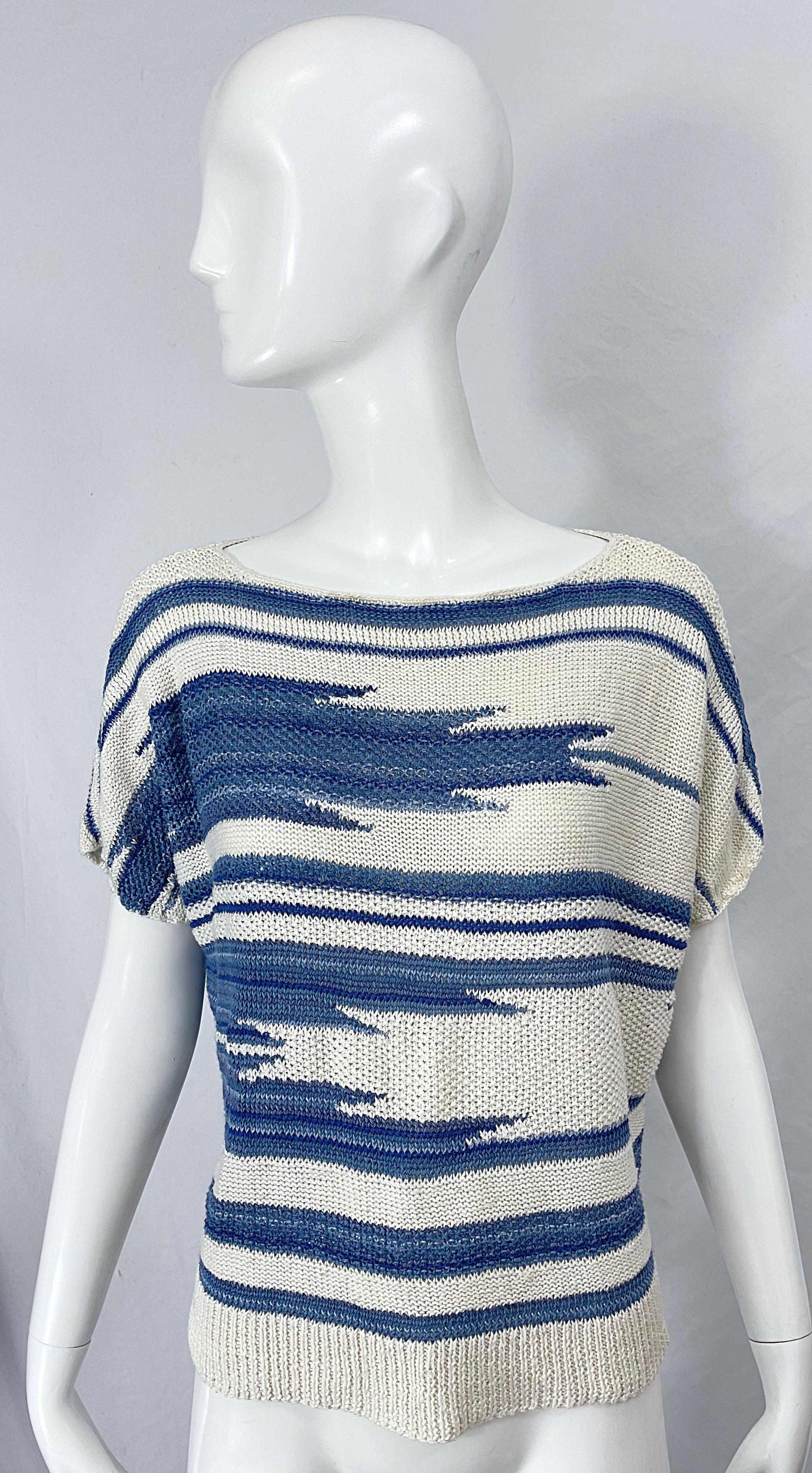 Late 90s RALPH LAUREN black label linen and silk knit ikat print short sleeve top ! Features blue and white ikat / southwest prints throughout. Soft fabric with lots of stretch. Dolman sleeves make this easy to wear for an array of sizes. 
In great