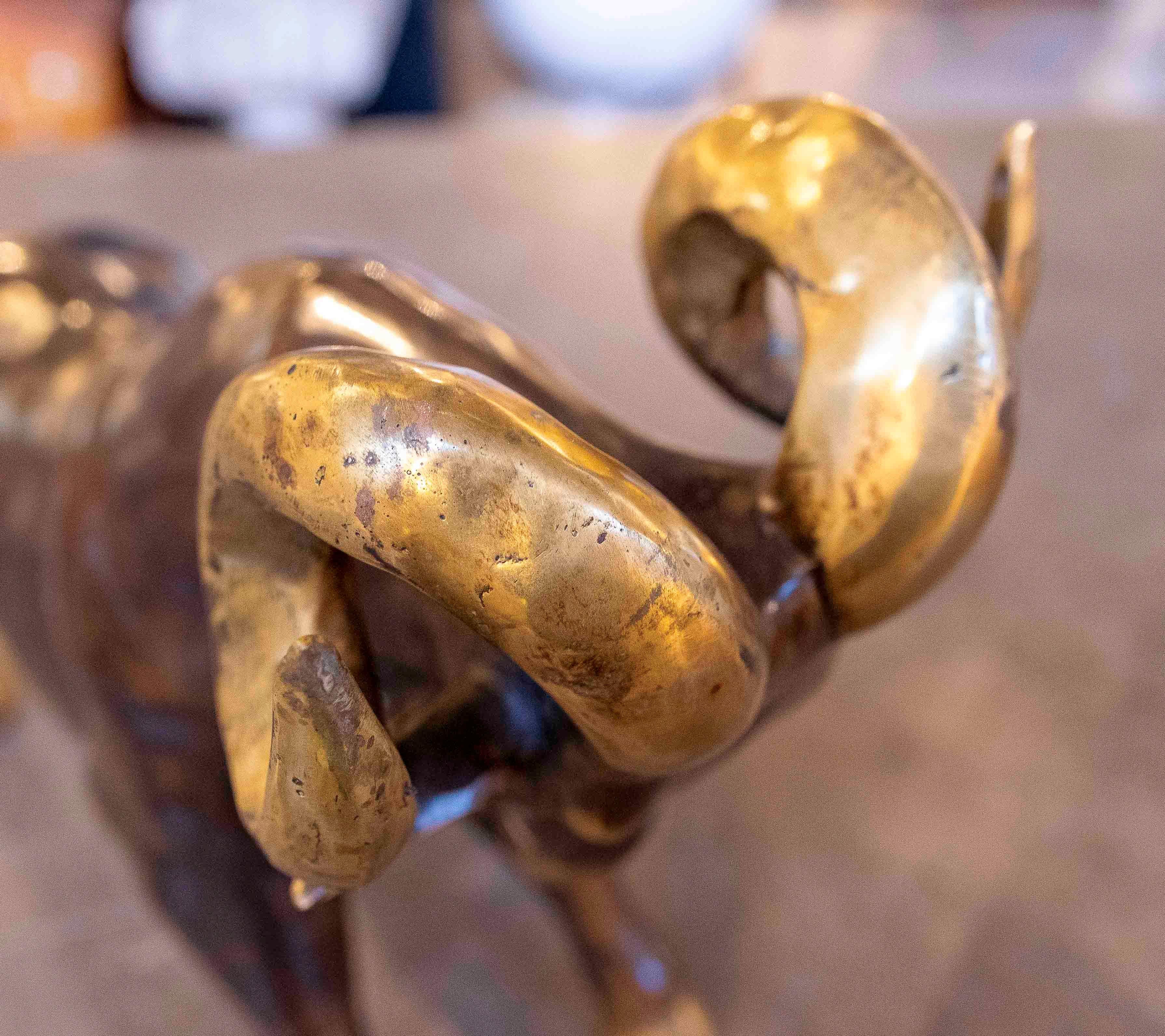 Scultura di ariete degli anni '90 in bronzo con accenti dorati in vendita 6