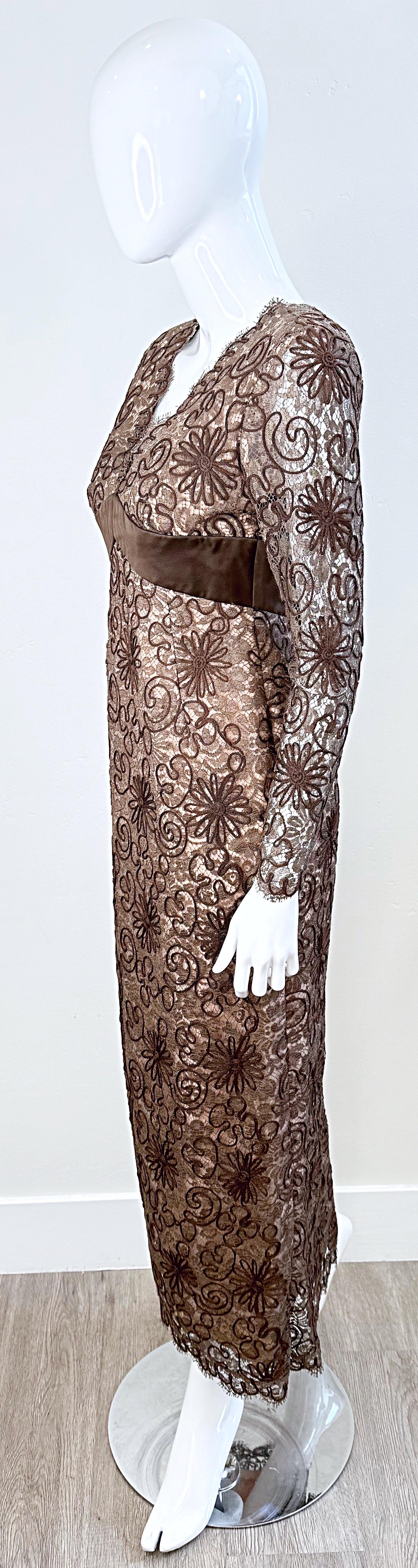 1990s Raoul Arango for Bergdorf Goodman Sz 6 Brown Nude Lace Vintage Gown Dress For Sale 7