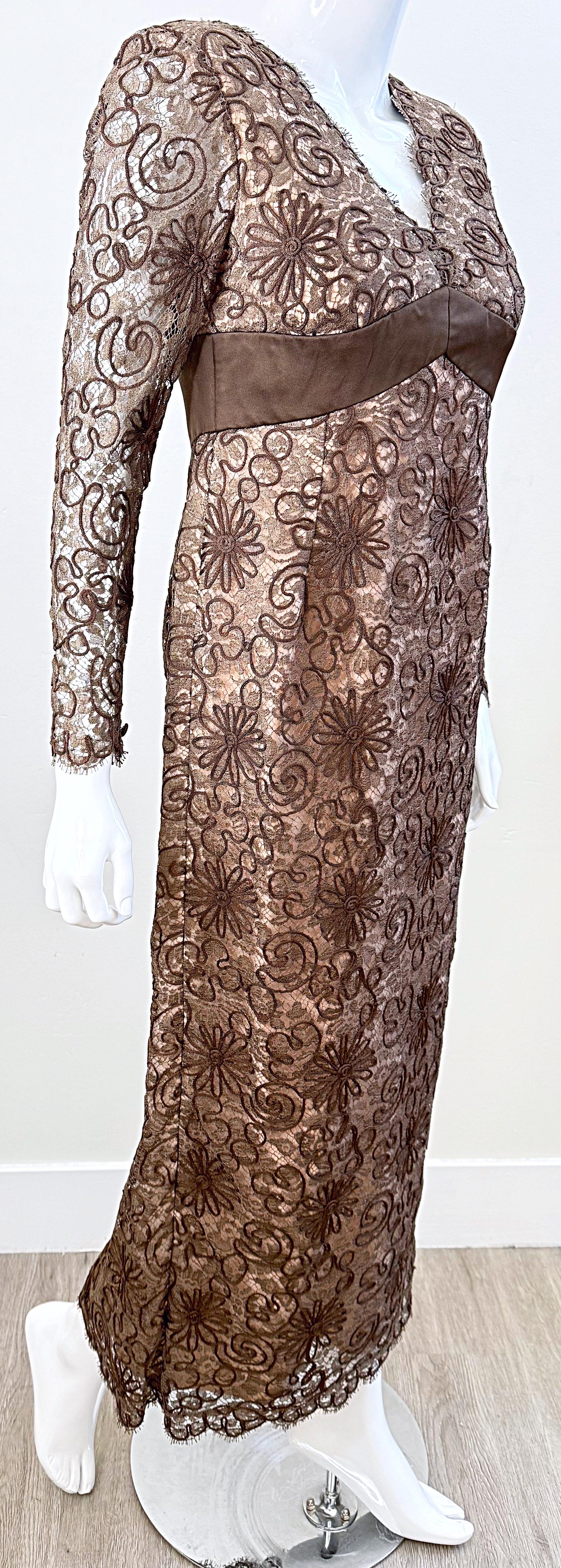 1990s Raoul Arango for Bergdorf Goodman Sz 6 Brown Nude Lace Vintage Gown Dress For Sale 11