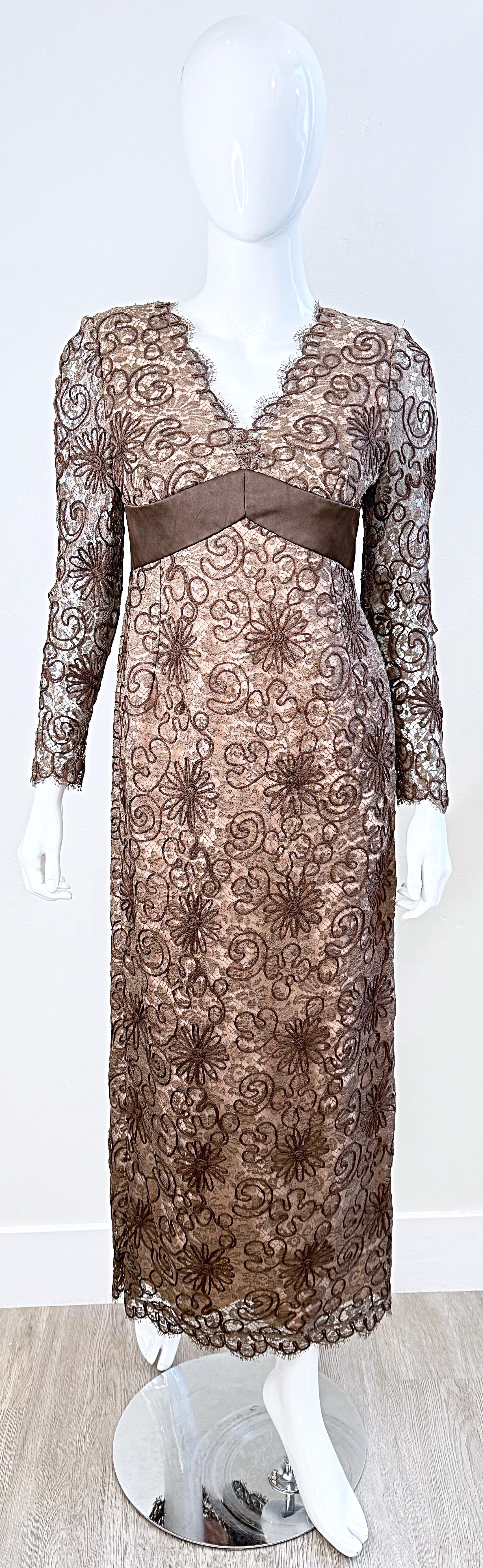 1990s Raoul Arango for Bergdorf Goodman Sz 6 Brown Nude Lace Vintage Gown Dress For Sale 12