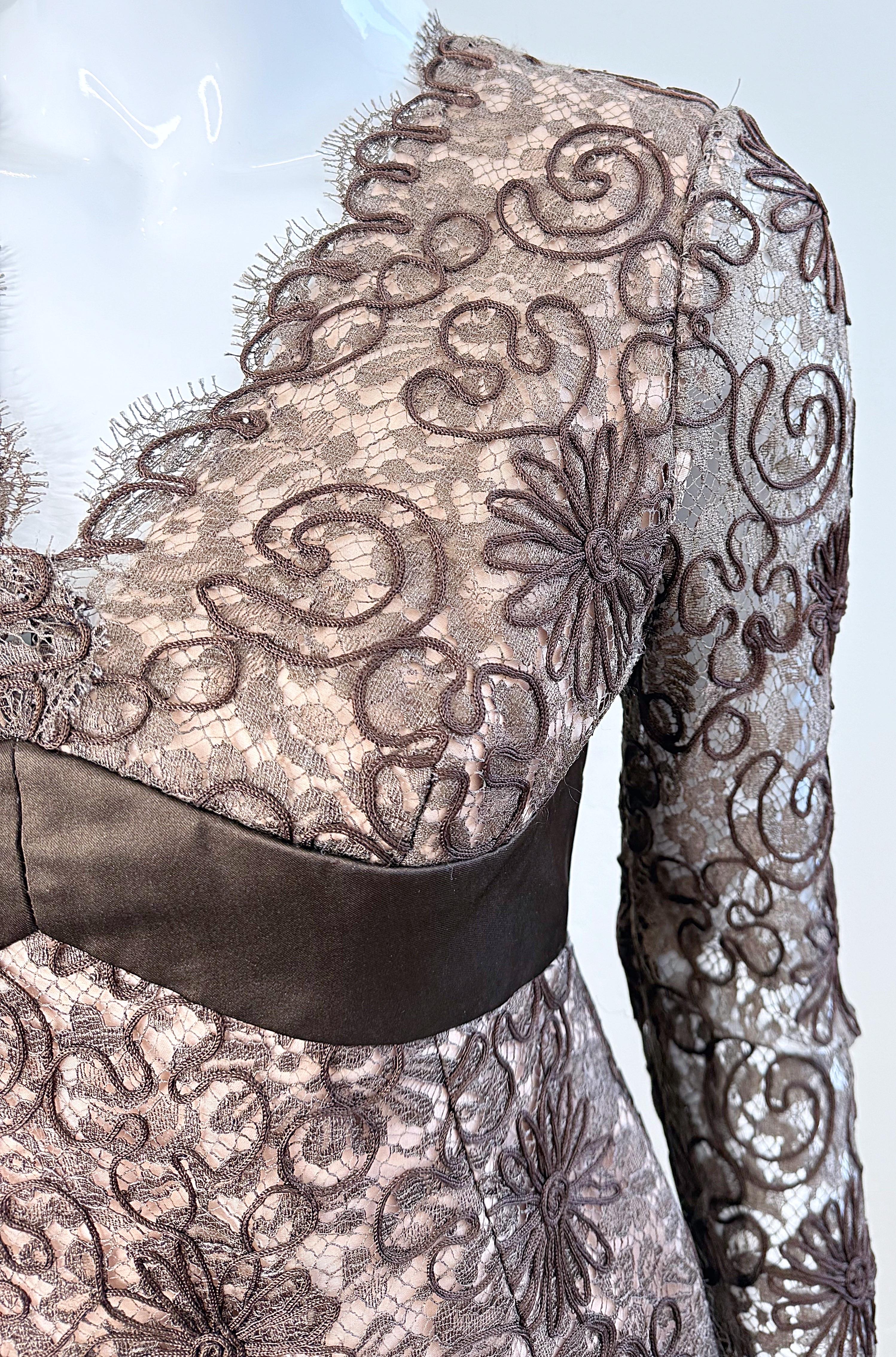 1990s Raoul Arango for Bergdorf Goodman Sz 6 Brown Nude Lace Vintage Gown Dress For Sale 2