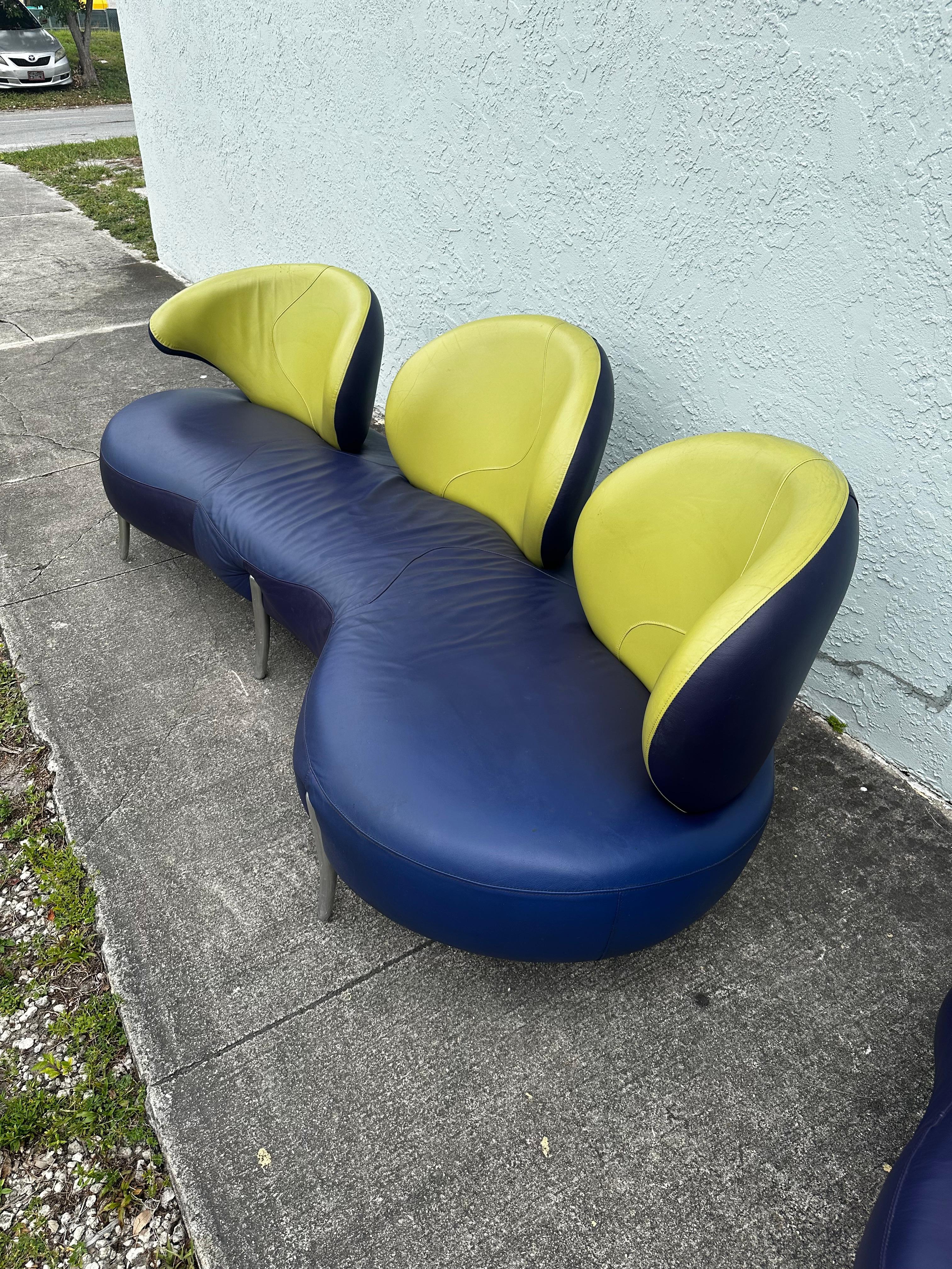 1990s Rare Poltromec Italia Leather Sculptural Space Age Sofa Loveseat, Set di 2 in vendita 3