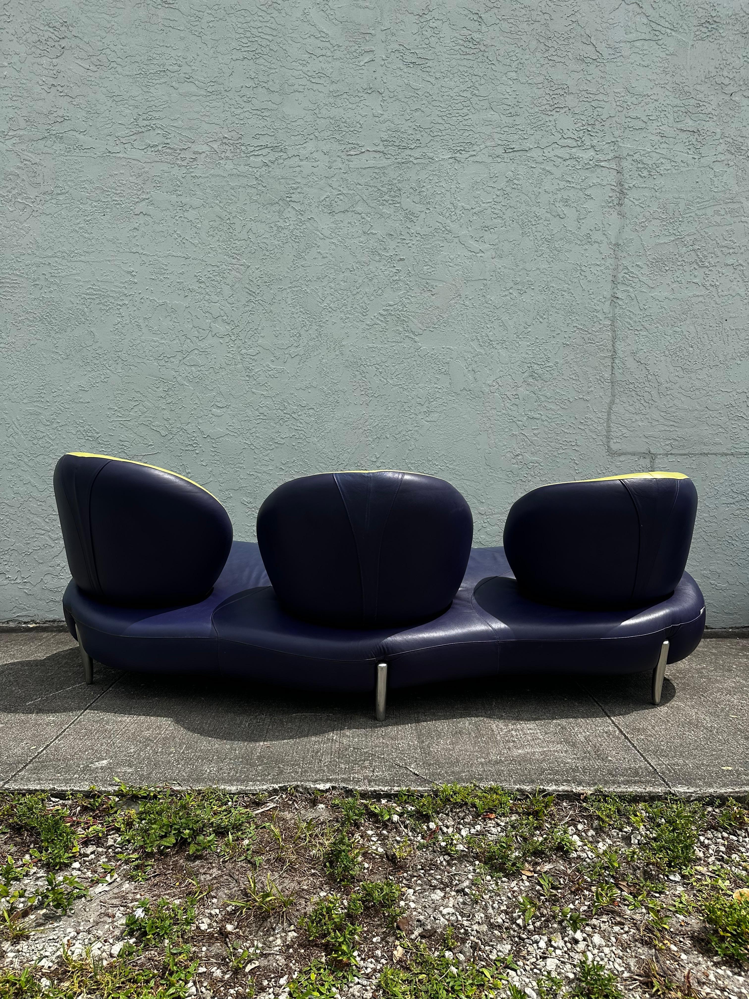 1990s Rare Poltromec Italia Leather Sculptural Space Age Sofa Loveseat, Set di 2 in vendita 6