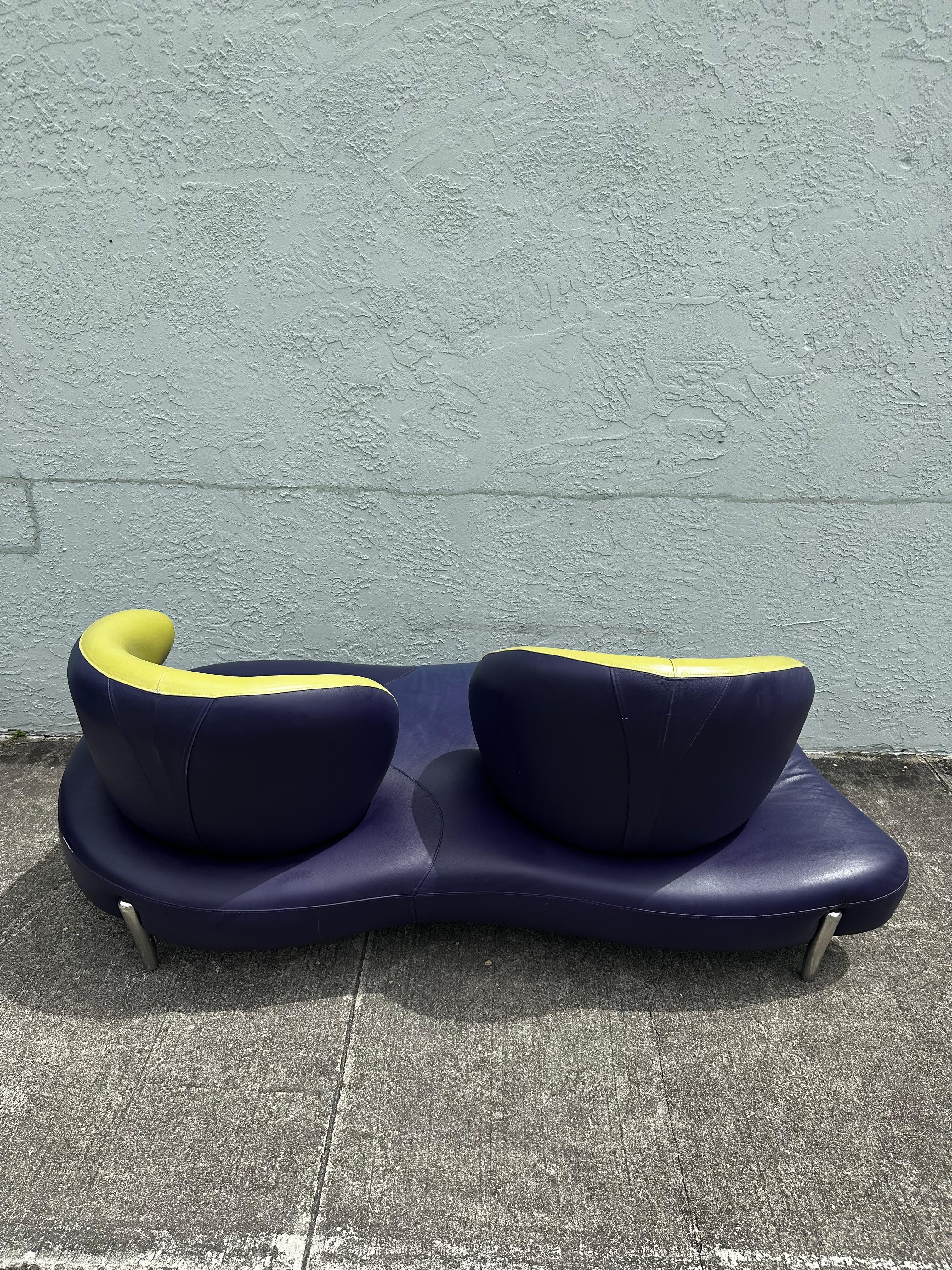 1990s Rare Poltromec Italia Leather Sculptural Space Age Sofa Loveseat, Set di 2 in vendita 9