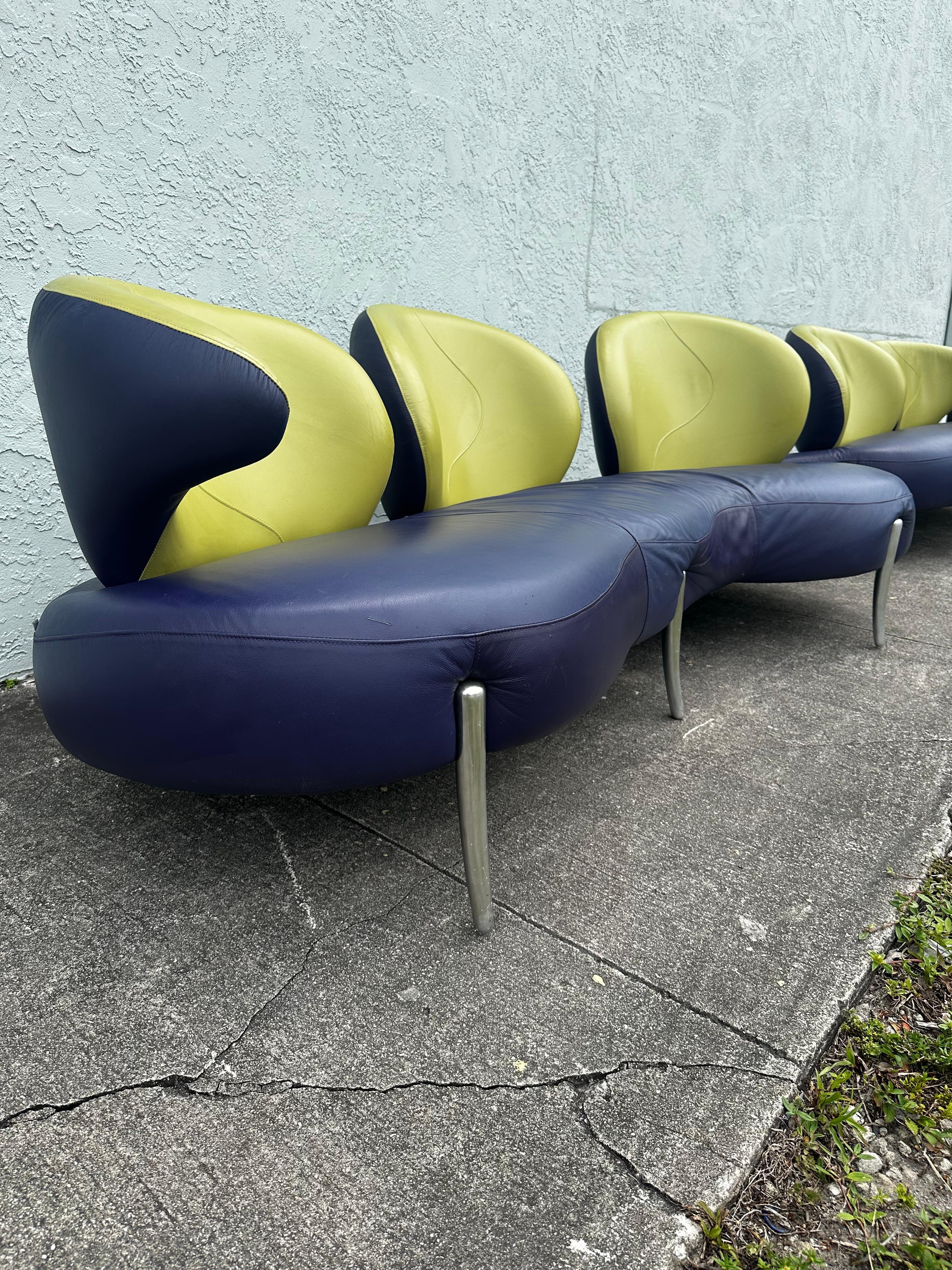 Acciaio 1990s Rare Poltromec Italia Leather Sculptural Space Age Sofa Loveseat, Set di 2 in vendita