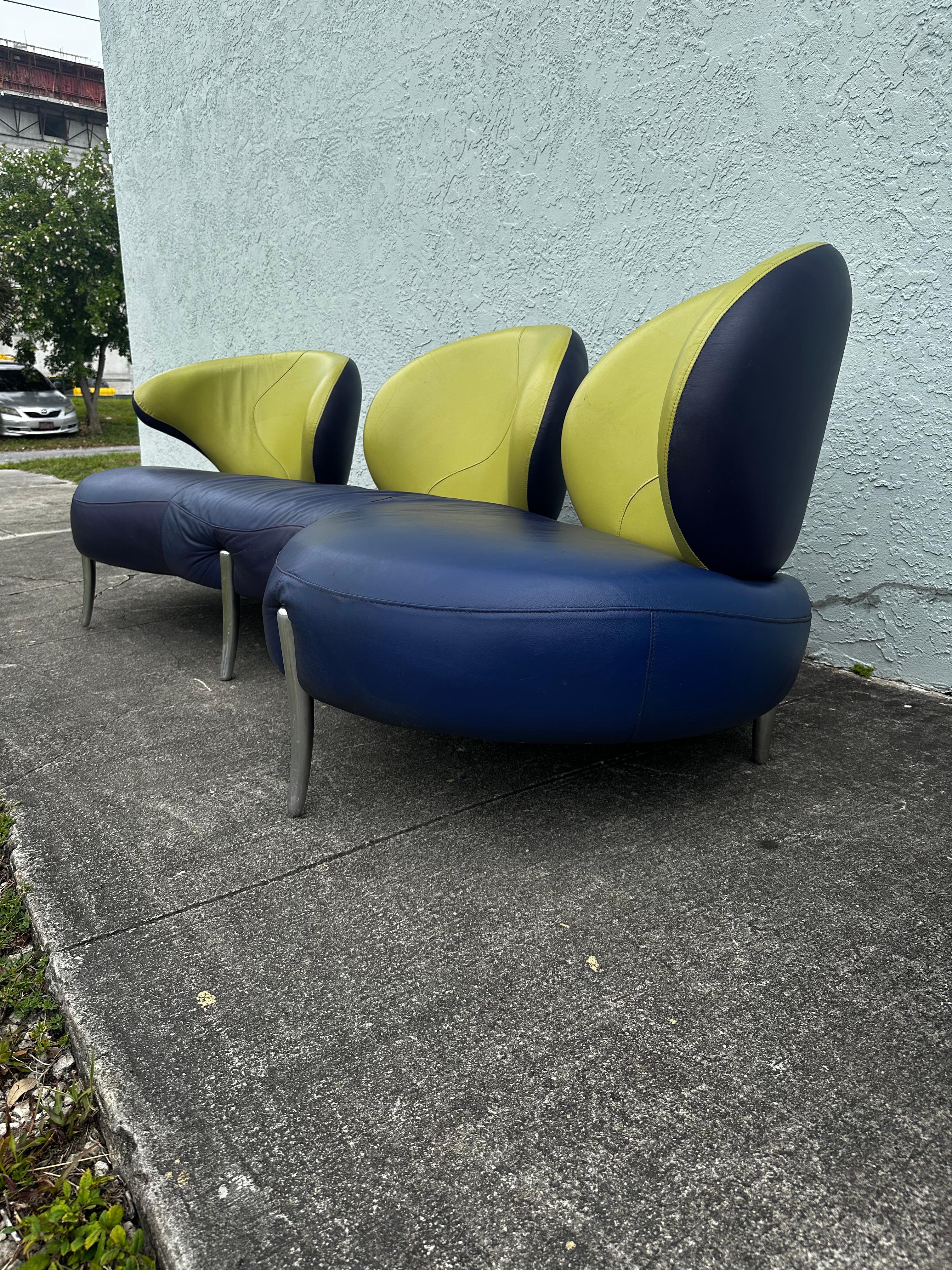 1990s Rare Poltromec Italia Leather Sculptural Space Age Sofa Loveseat, Set di 2 in vendita 2
