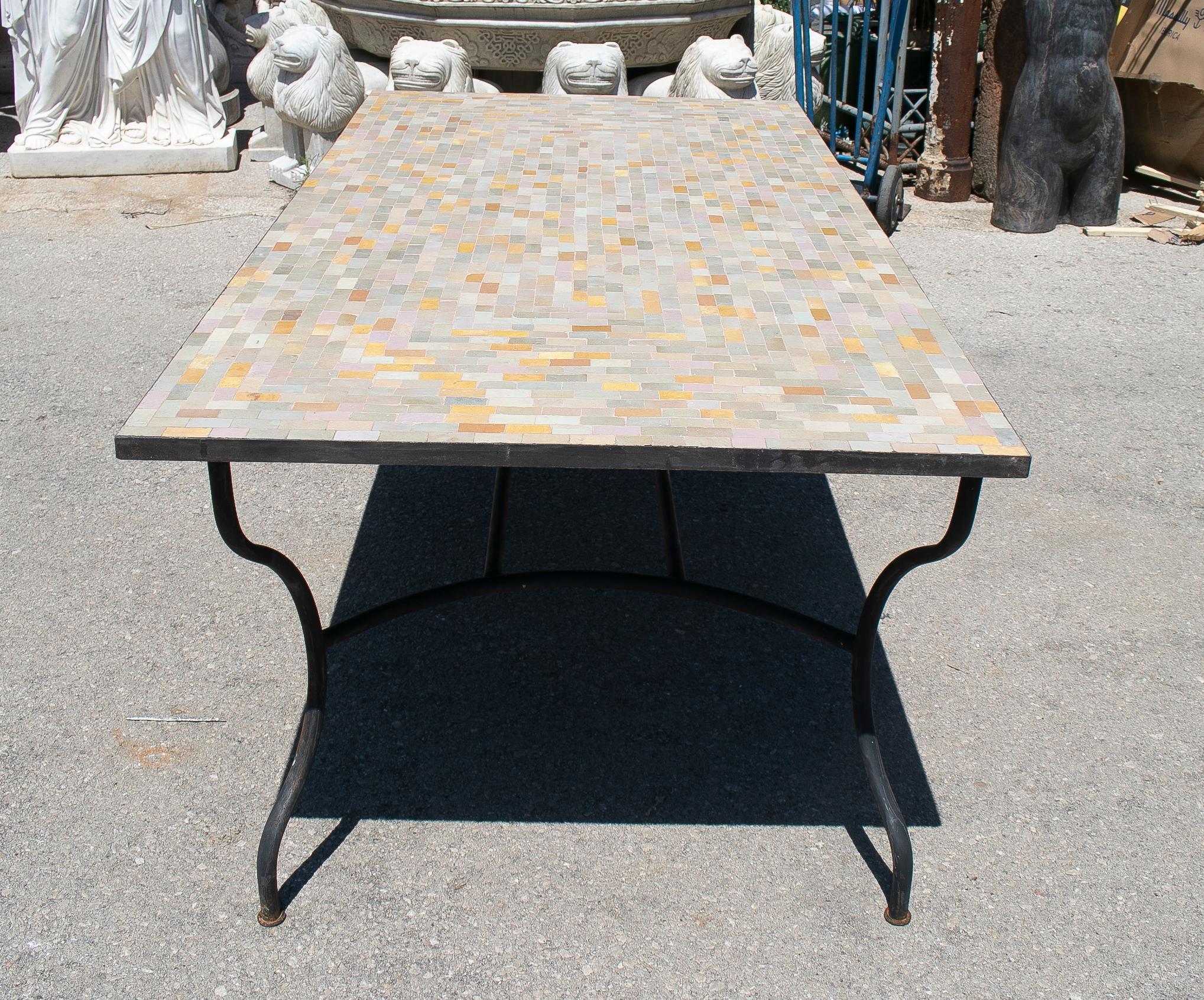 1990s Rectangular Spanish Green Glazed Zellige Tiled Mosaic Iron Outdoor Table In Good Condition In Marbella, ES