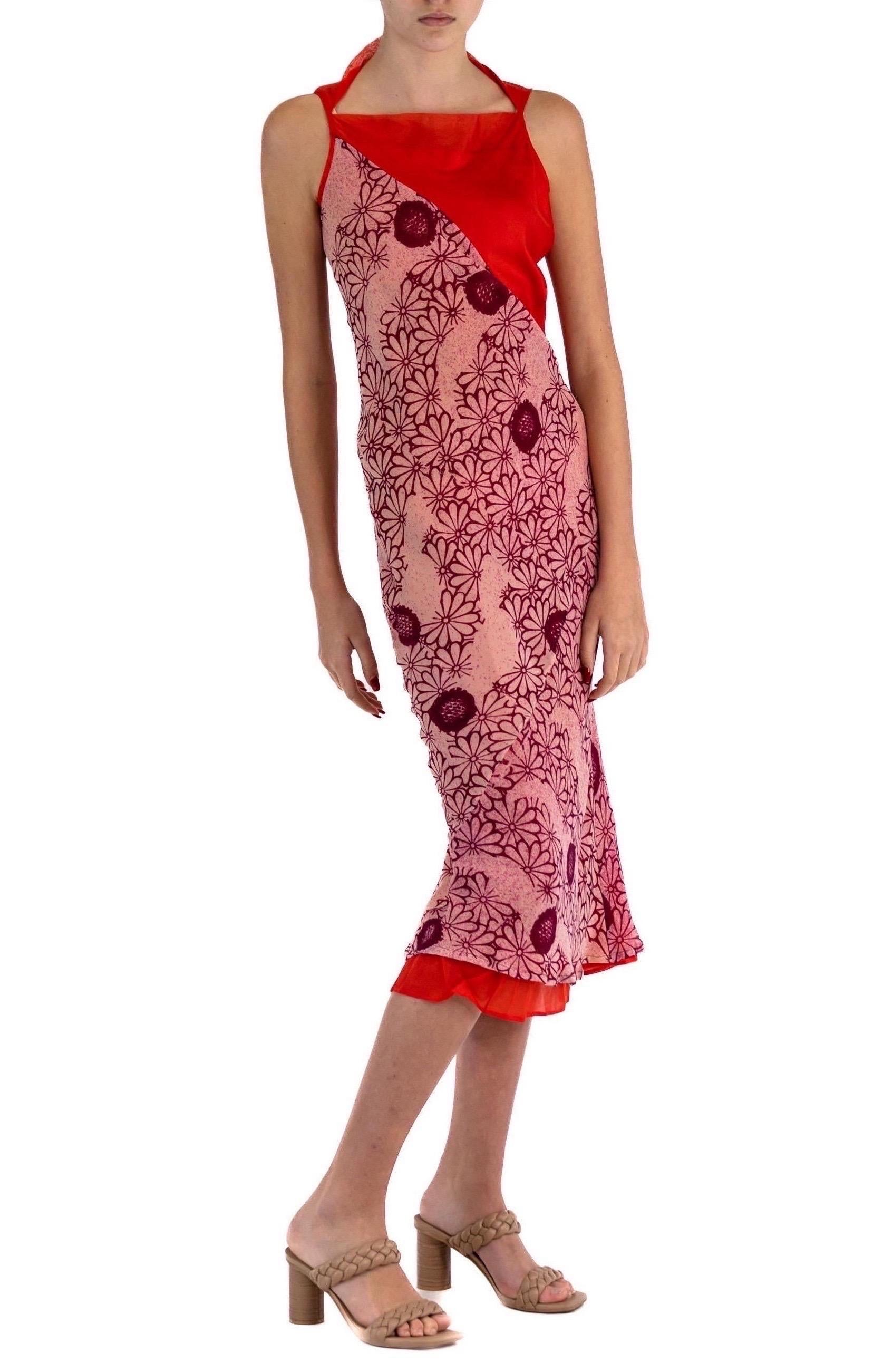 1990S Rot Schrägschnitt Chiffon 90'S Grunge Romantisches Florales Kleid Mit Quadratischem Ausschnittli im Angebot 1