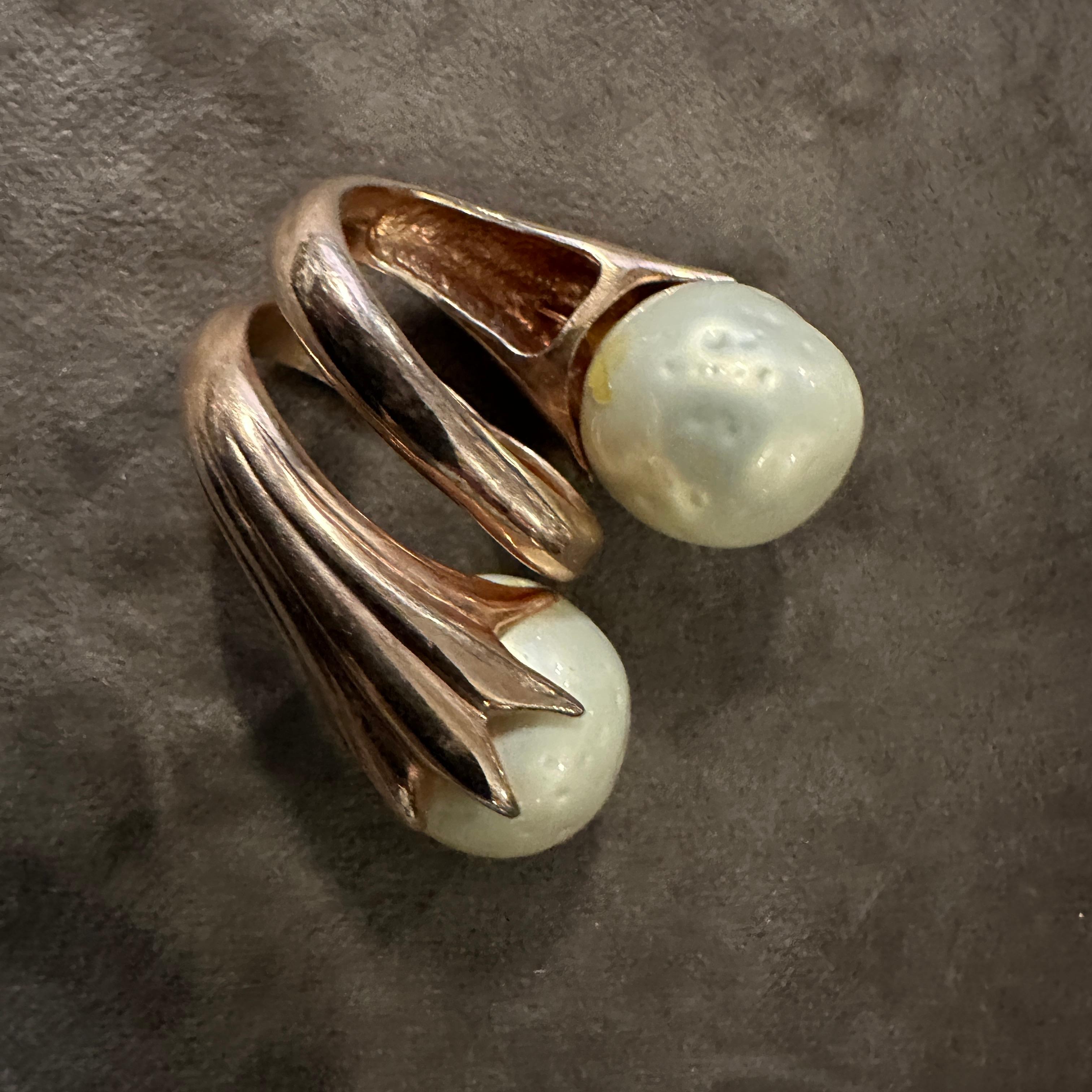 1990s Red Gilded Sterling Silver and Pearl Sculptured Huge Italian Ring For Sale 1