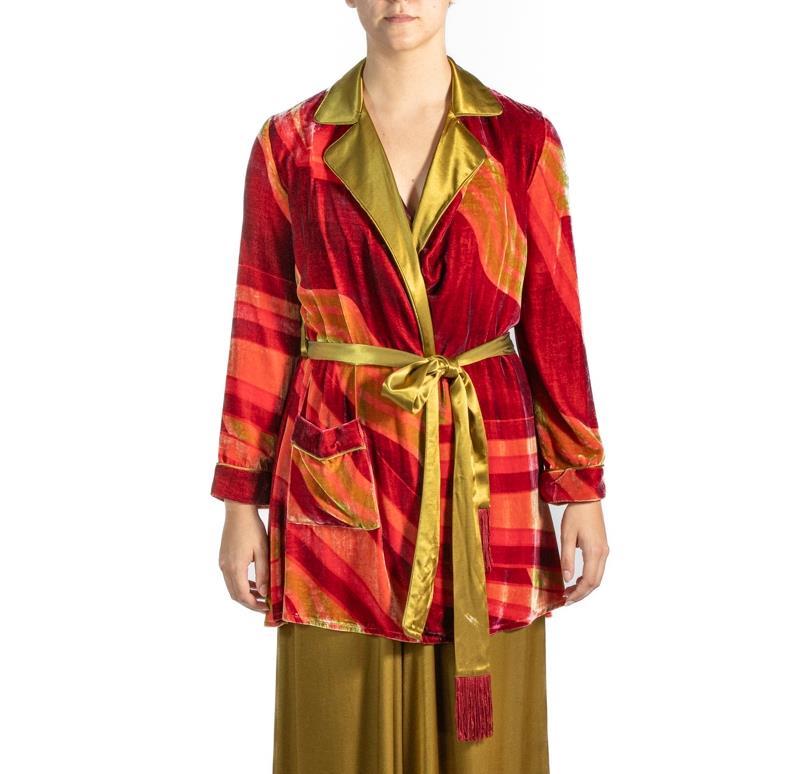 Women's 1990S Red & Green Plaid Rayon Silk Burnout Velvet Robe For Sale