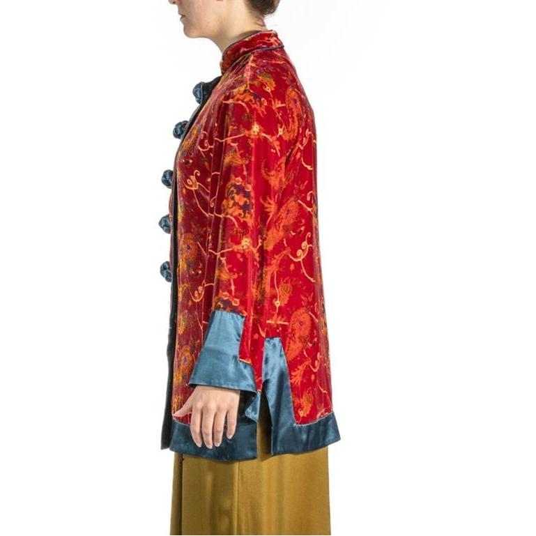 1990S Red Japanese Rayon & Silk Burnout Velvet Jacket In Excellent Condition For Sale In New York, NY