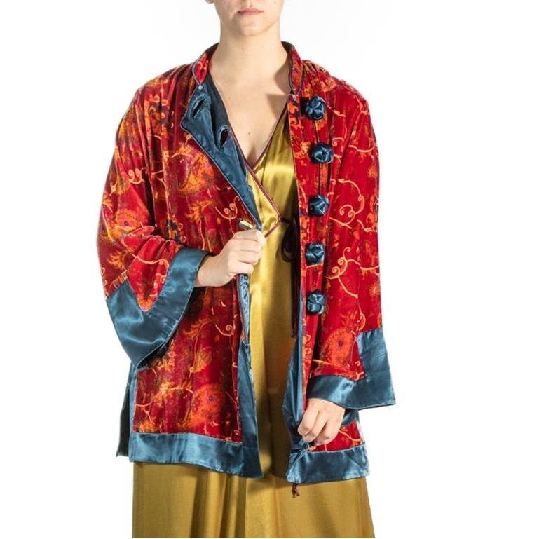 1990S Red Japanese Rayon & Silk Burnout Velvet Jacket For Sale 2