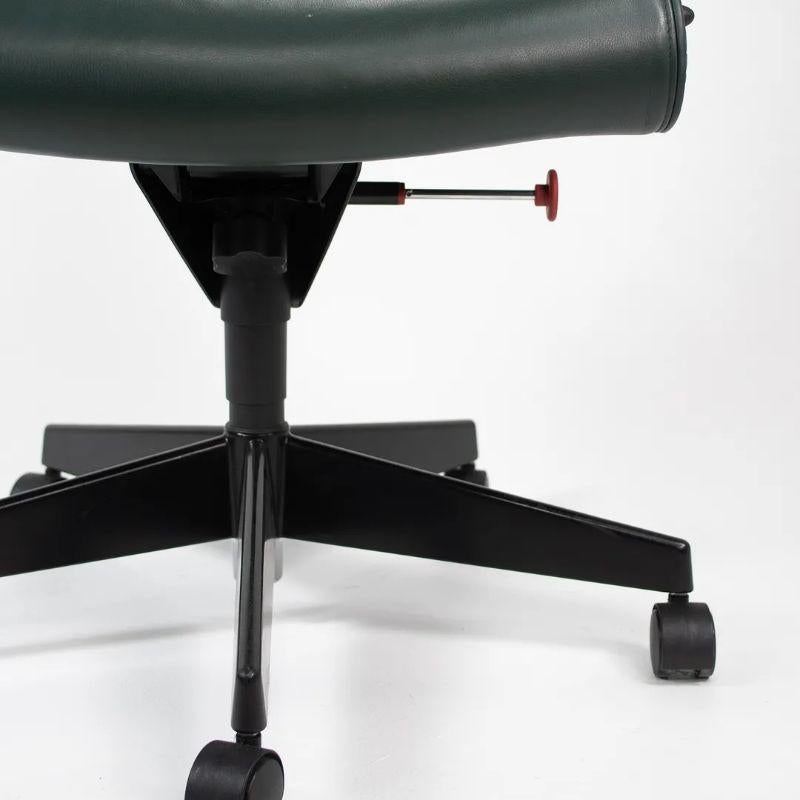 1990s Richard Sapper for Knoll Management Desk Chair in Dark Green Leather For Sale 2