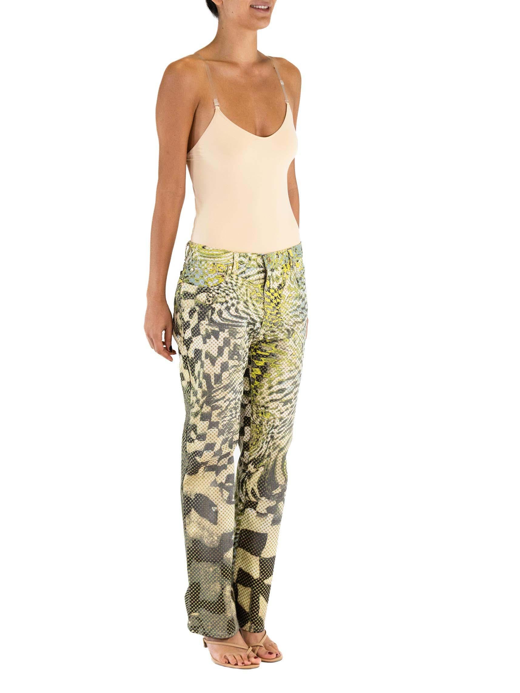 1990S ROBERTO CAVALLI Black & White Psychedelic Cotton Denim Op-Art Jeans In Excellent Condition In New York, NY