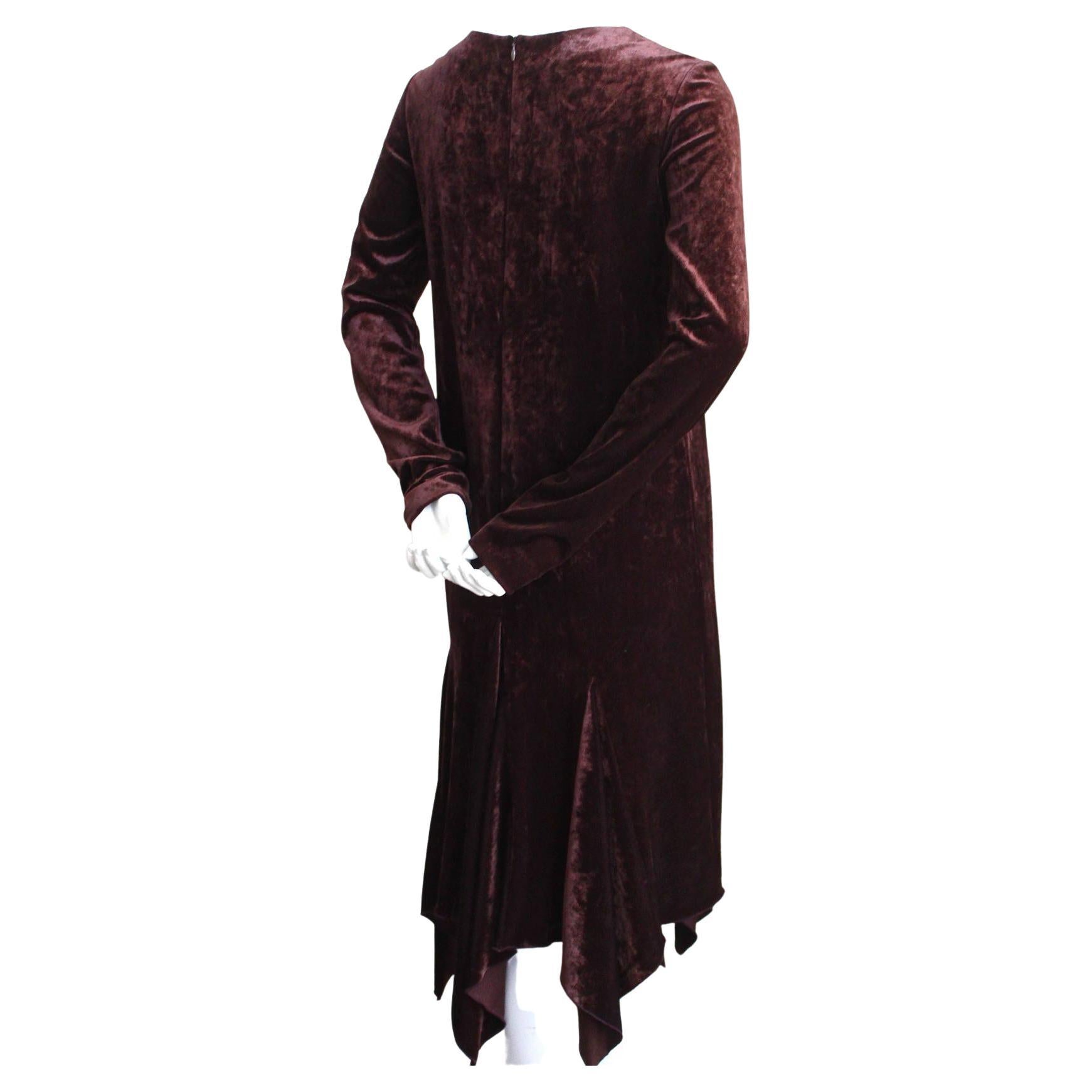 Noir ROMEO GIGLI robe en velours brun avec ourlet asymétrique, années 90  en vente