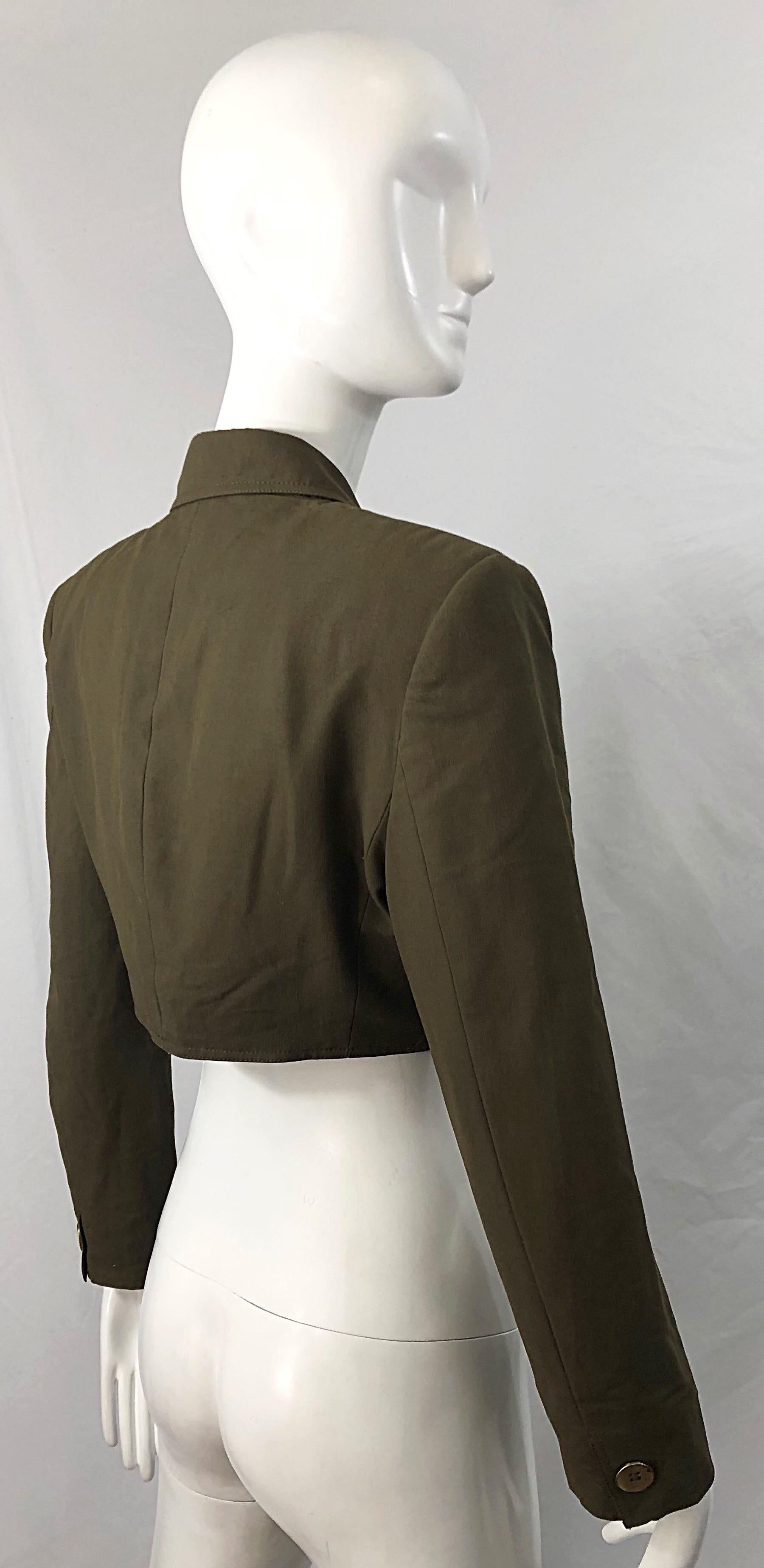 1990er Romeo Gigli Größe 6 Armee Grün Rayon / Wolle Vintage 90er Jahre Cropped Jacke (Schwarz) im Angebot
