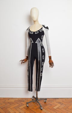 1990's Romeo Pour Juliette Full length Arrow Jumpsuit Romper all in One suit