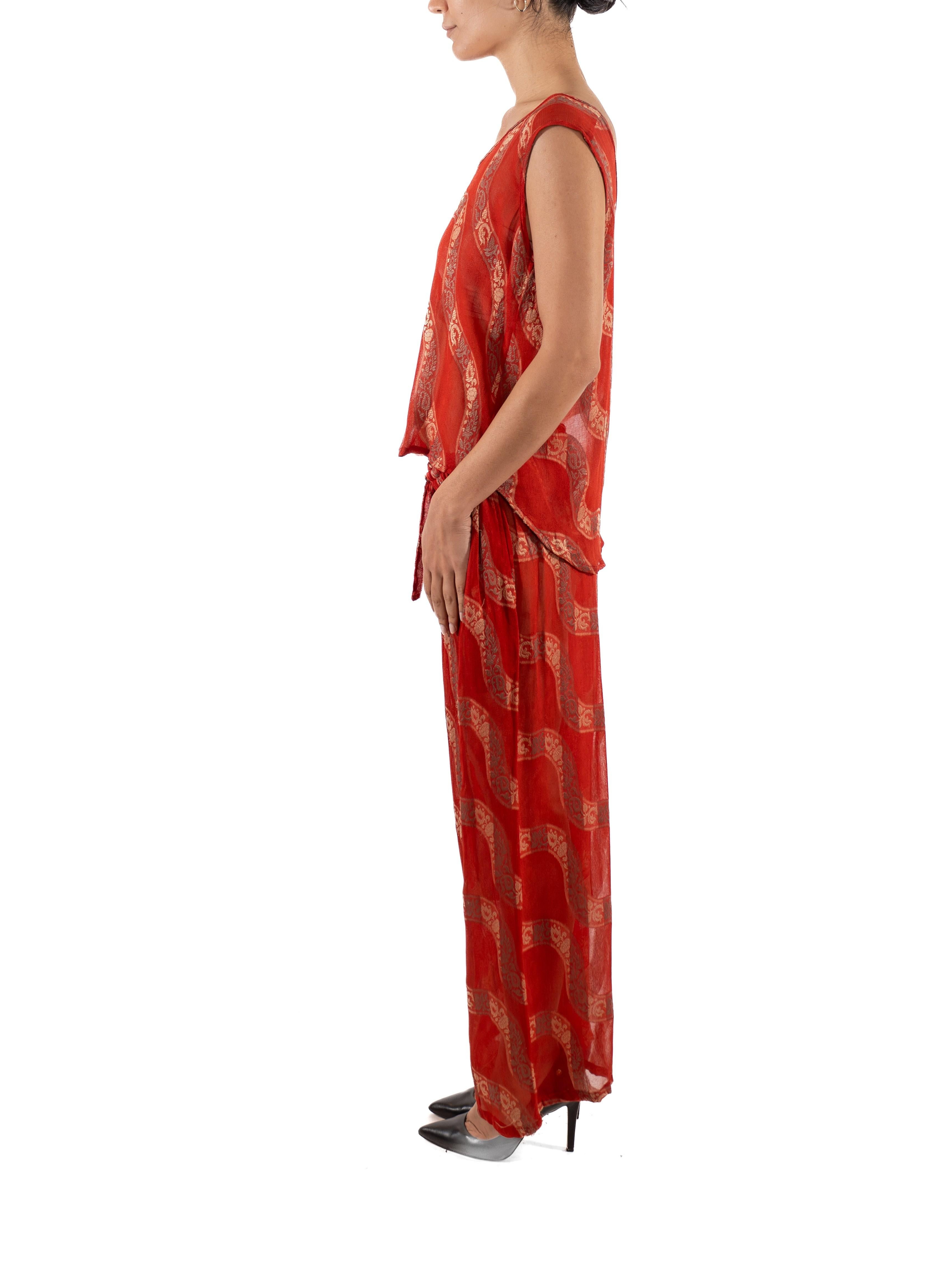 Donna Tuta con pantaloni oversize degli anni '90 in misto seta rossa e chiffon jacquard in vendita